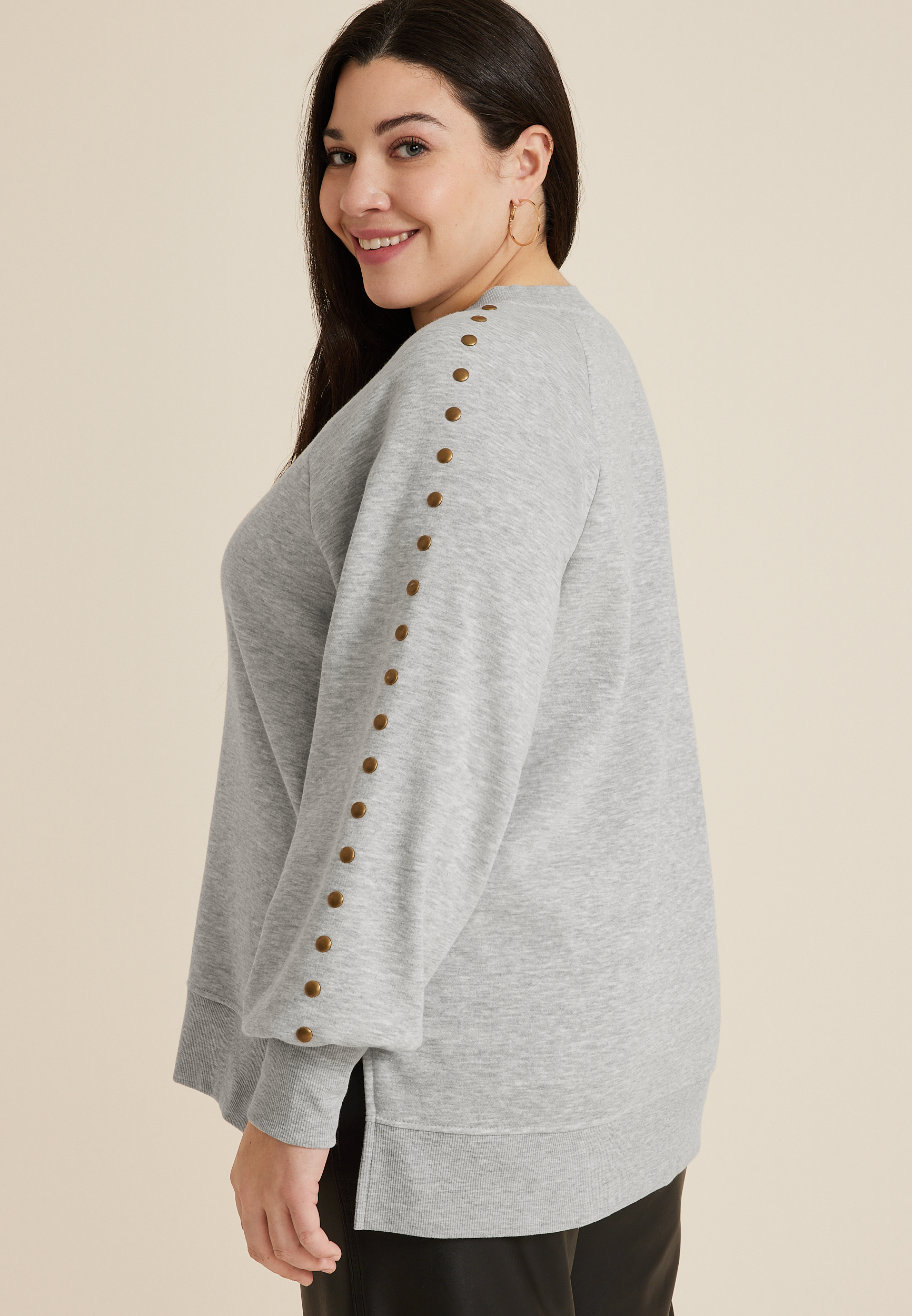 Plus Size edgely&trade; Studded Sleeve Relaxed Fit Sweatshirt, C3348, large