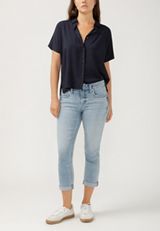 Silver Jeans Co.&reg; Elyse Mid Rise Vintage Thick Stitch Capri, C2806, small