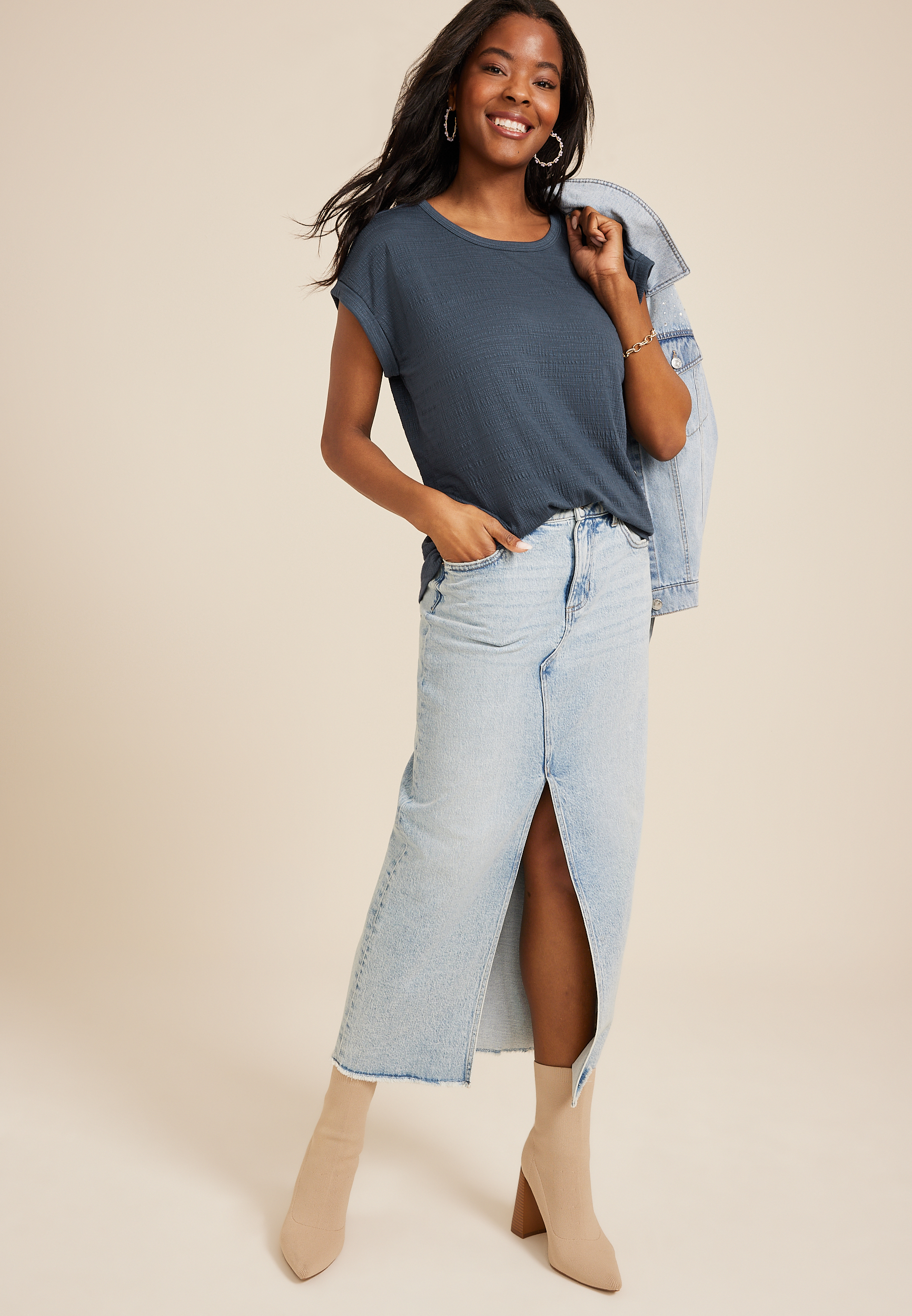 24/7 Clara Textured Short Sleeve Tee