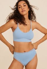 True Stretch Seamless Ribbed V Neck Bralette, , small