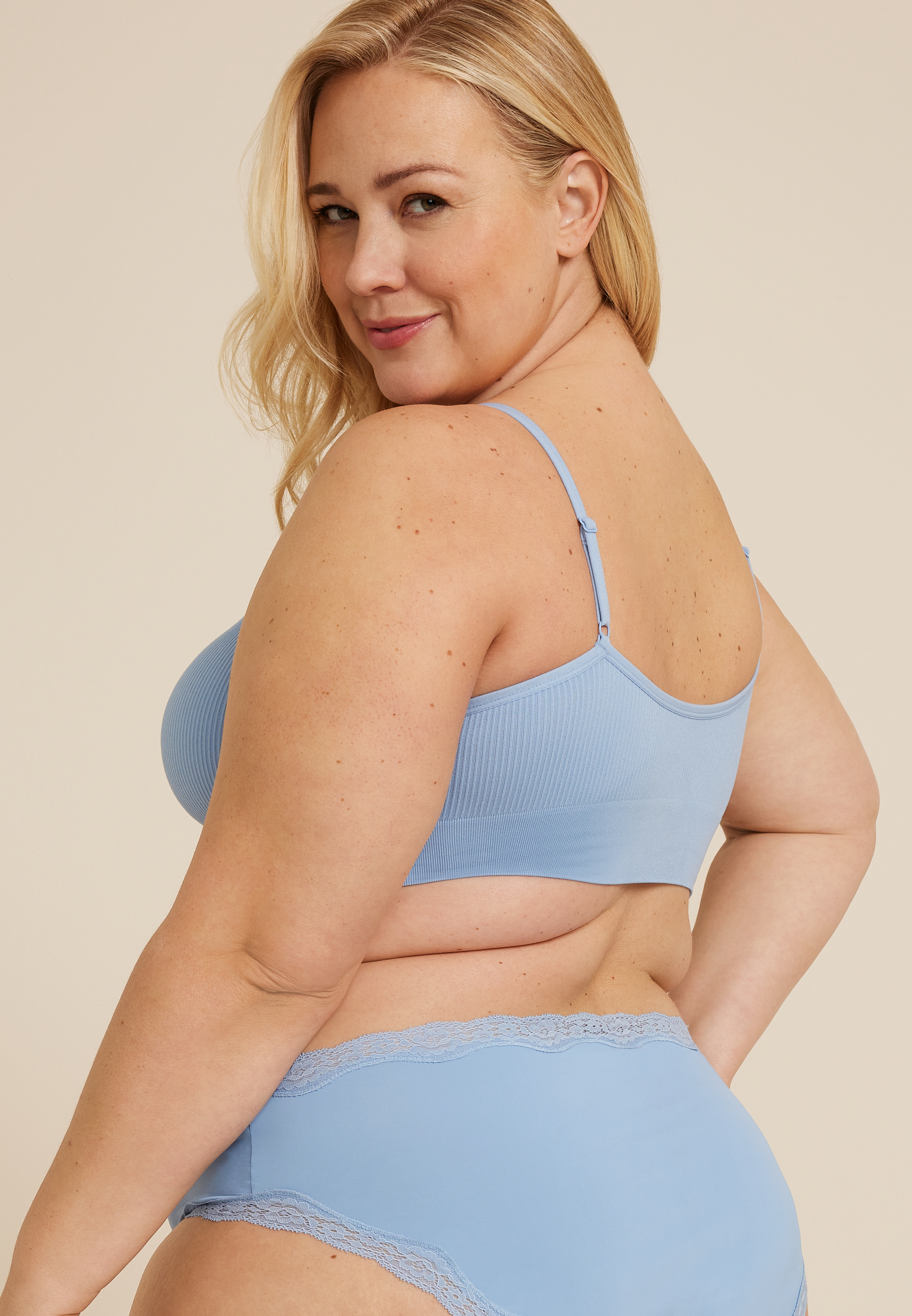 True Stretch Seamless Ribbed V Neck Bralette, , large