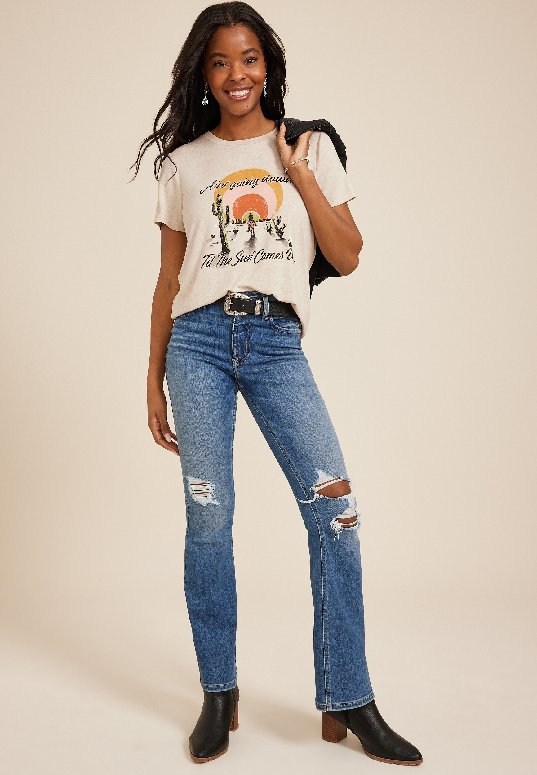 Aint Going Down Til The Sun Comes Up Classic Fit Graphic Tee