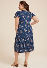 Plus Size 24/7 Flutter Sleeve Floral Midi Dress, C4131, small