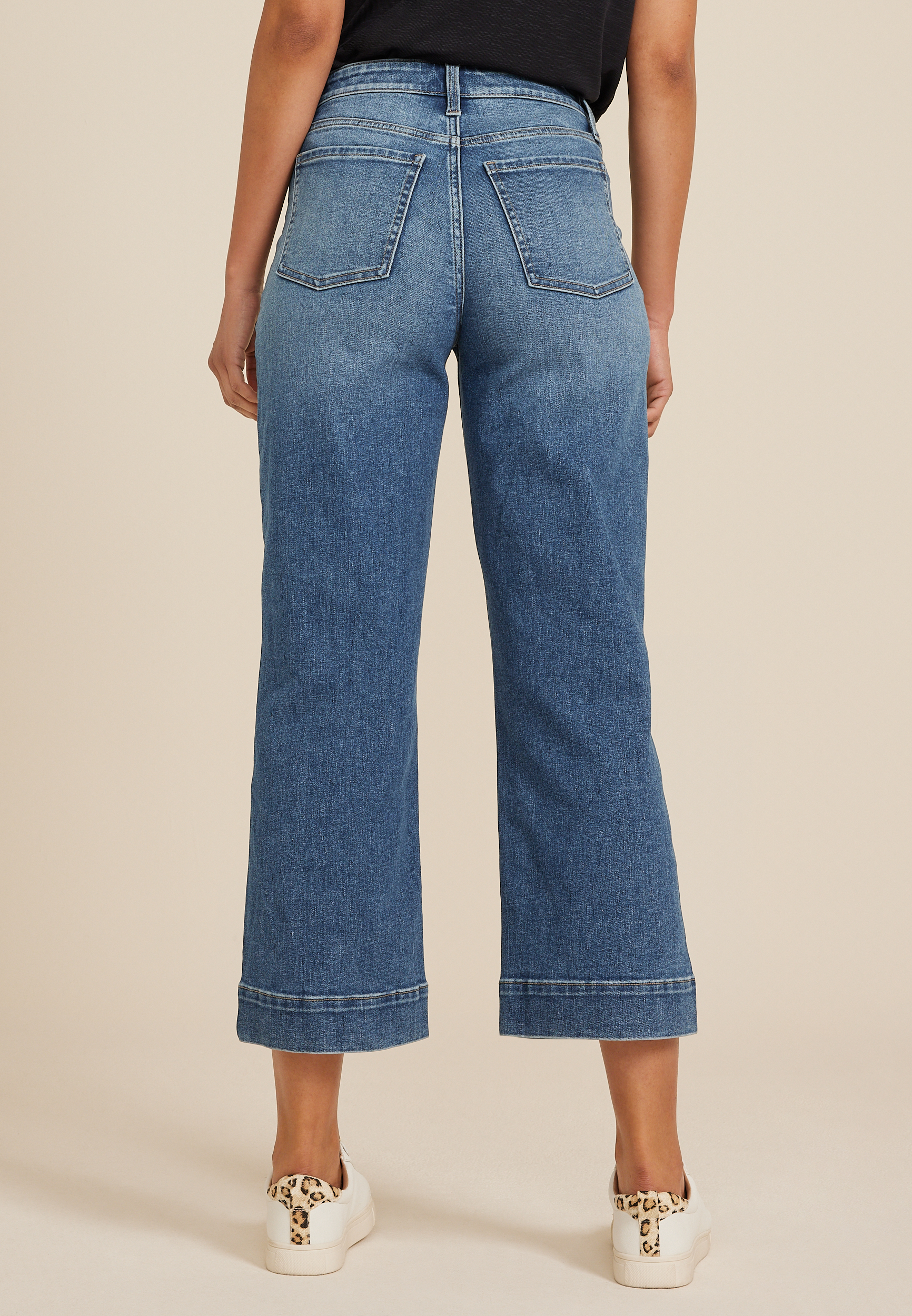 m jeans by maurices&trade; High Rise Patch Pocket Wide Leg Cropped Jean, C3337, large