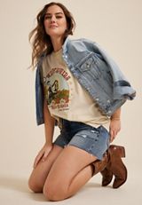 Lainey Wilson Oversized Fit Graphic Tee, , small