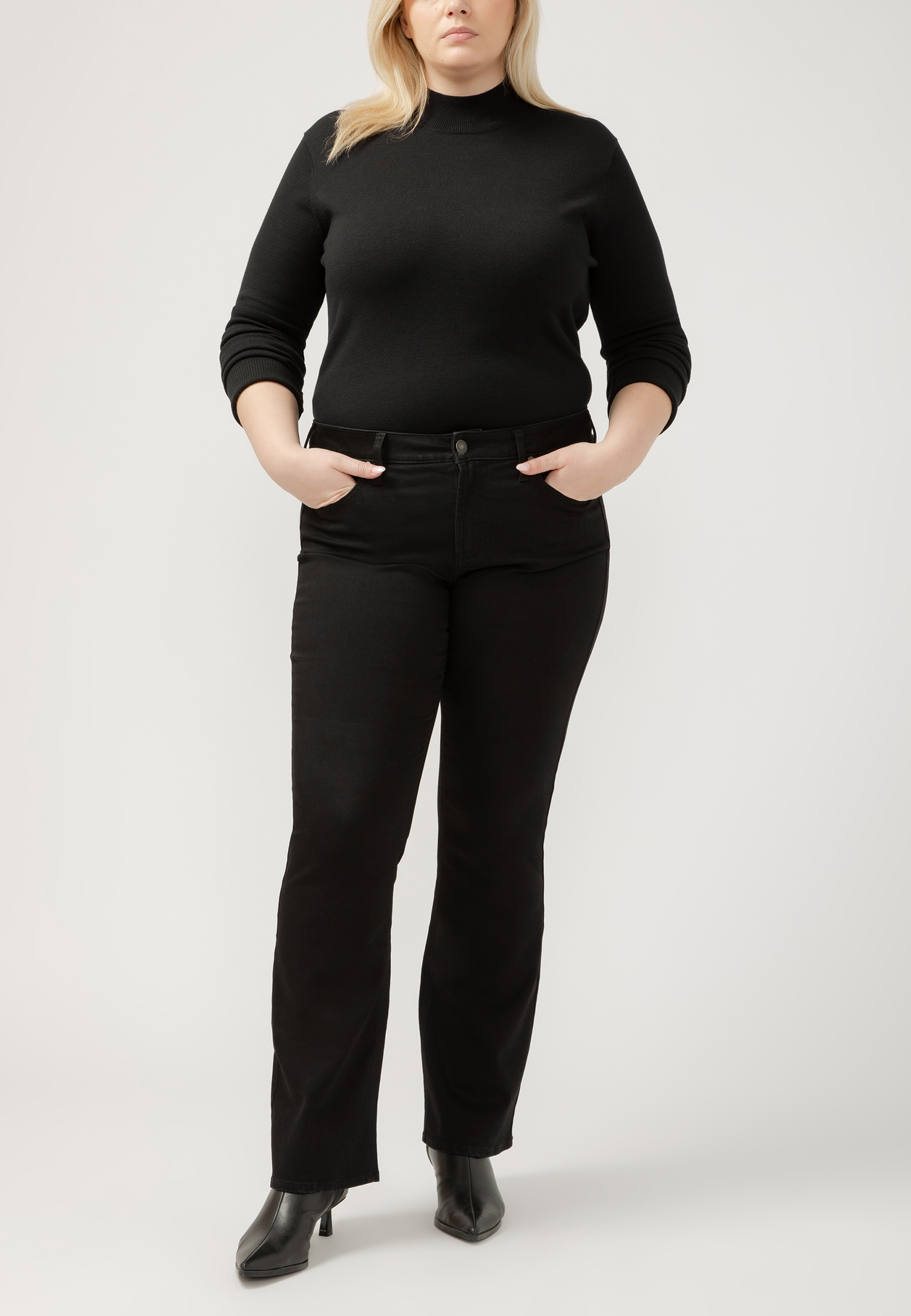 Plus Size Silver Jeans Co.® Black Suki Curvy Mid Rise Bootcut Jean
