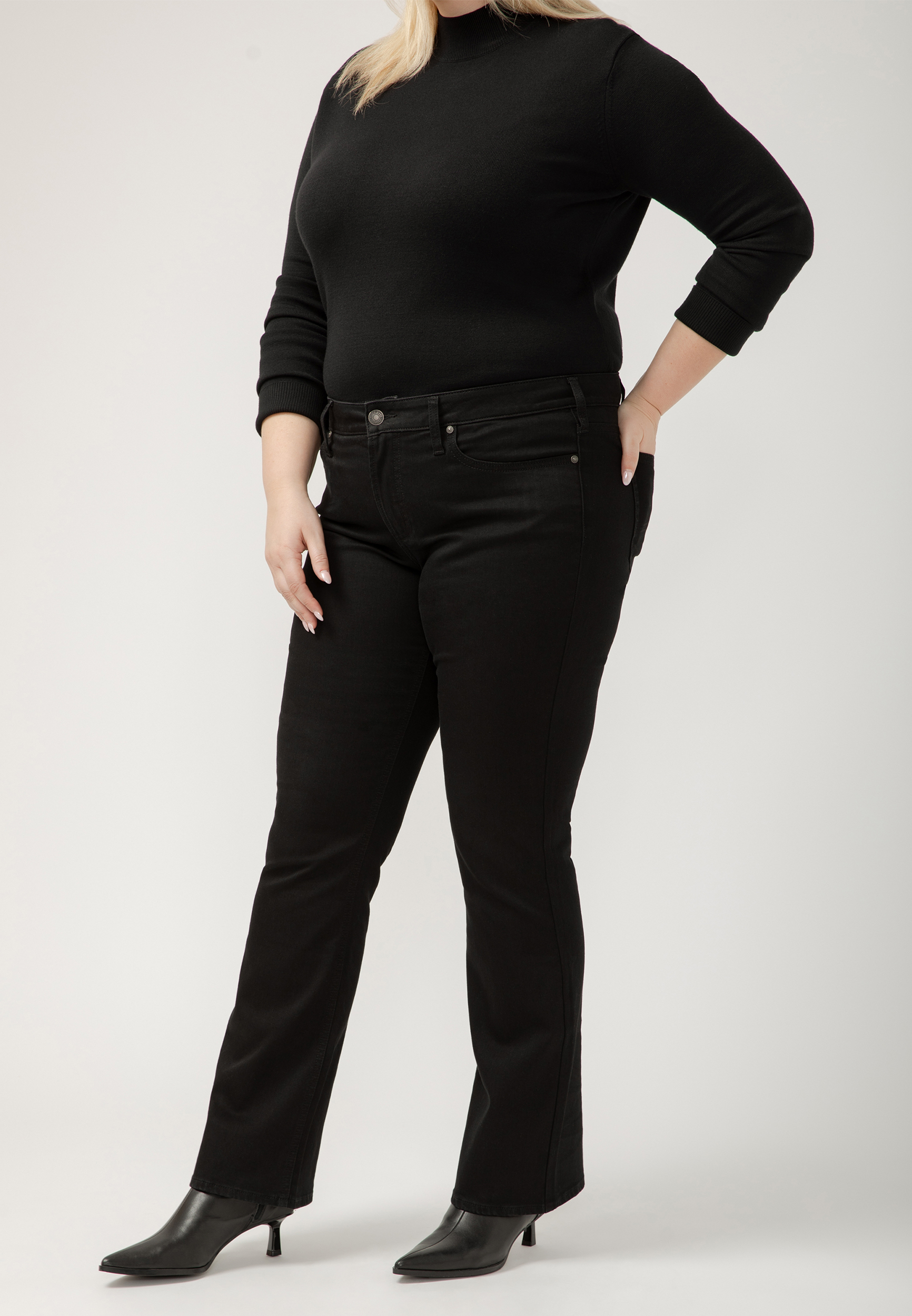 Plus Size Silver Jeans Co.&reg; Black Suki Curvy Mid Rise Bootcut Jean, C106, large