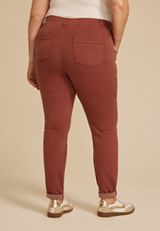 Plus Size Weekender High Rise Tapered Pant, C8065, small