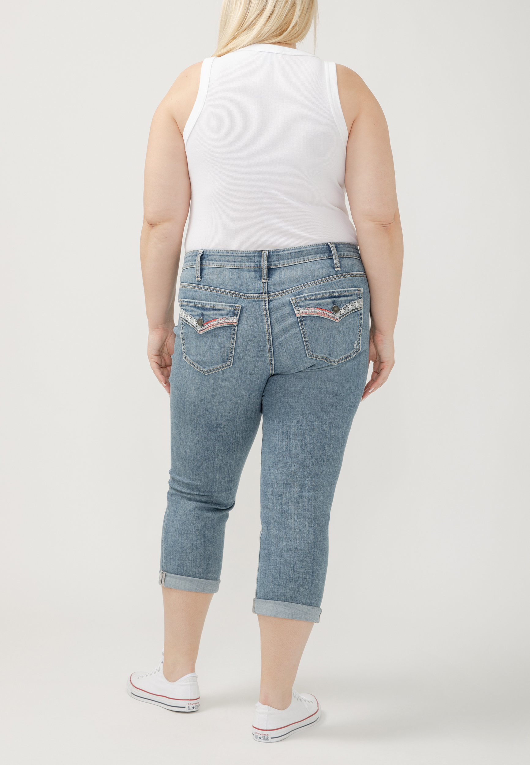 Plus Size Silver Jeans Co.® Elyse Mid Rise Luxe Stretch Americana Cuffed Capri