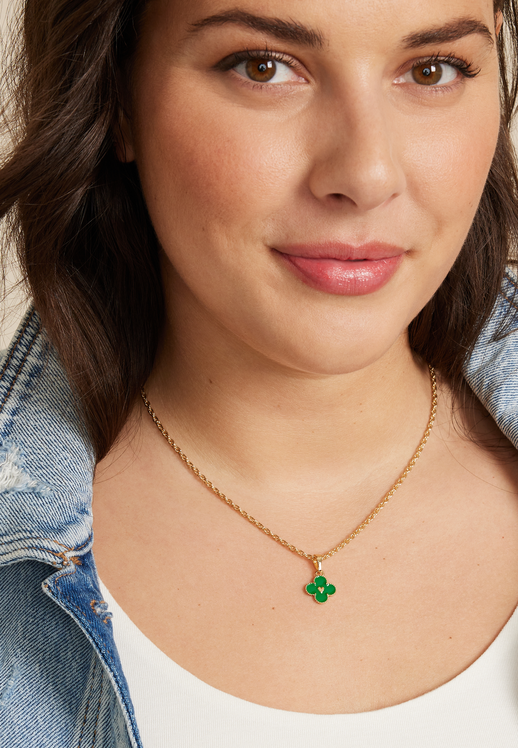 Gold Four Leaf Clover Pendant Necklace, C1612, large