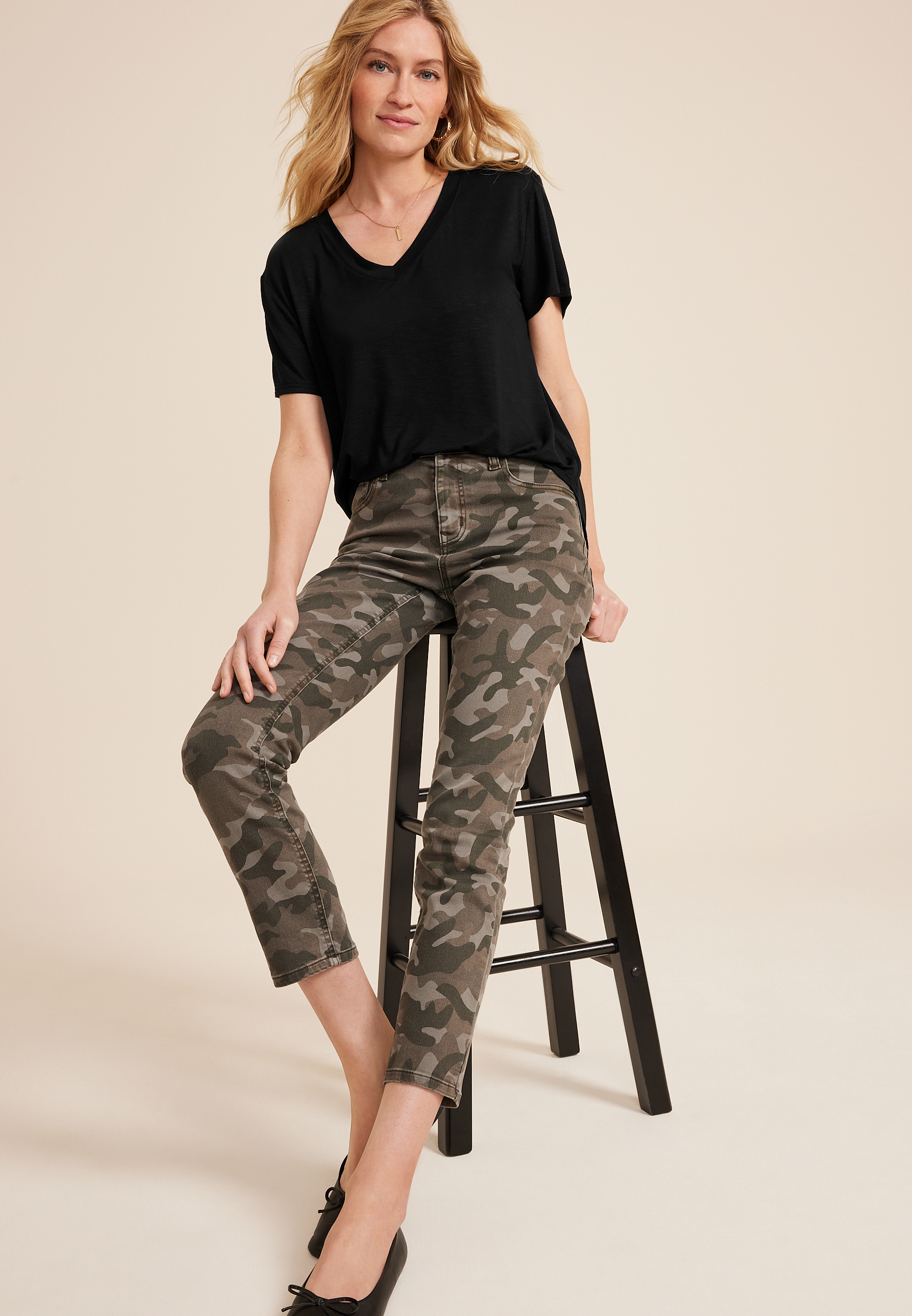 24/7 V Neck Tee