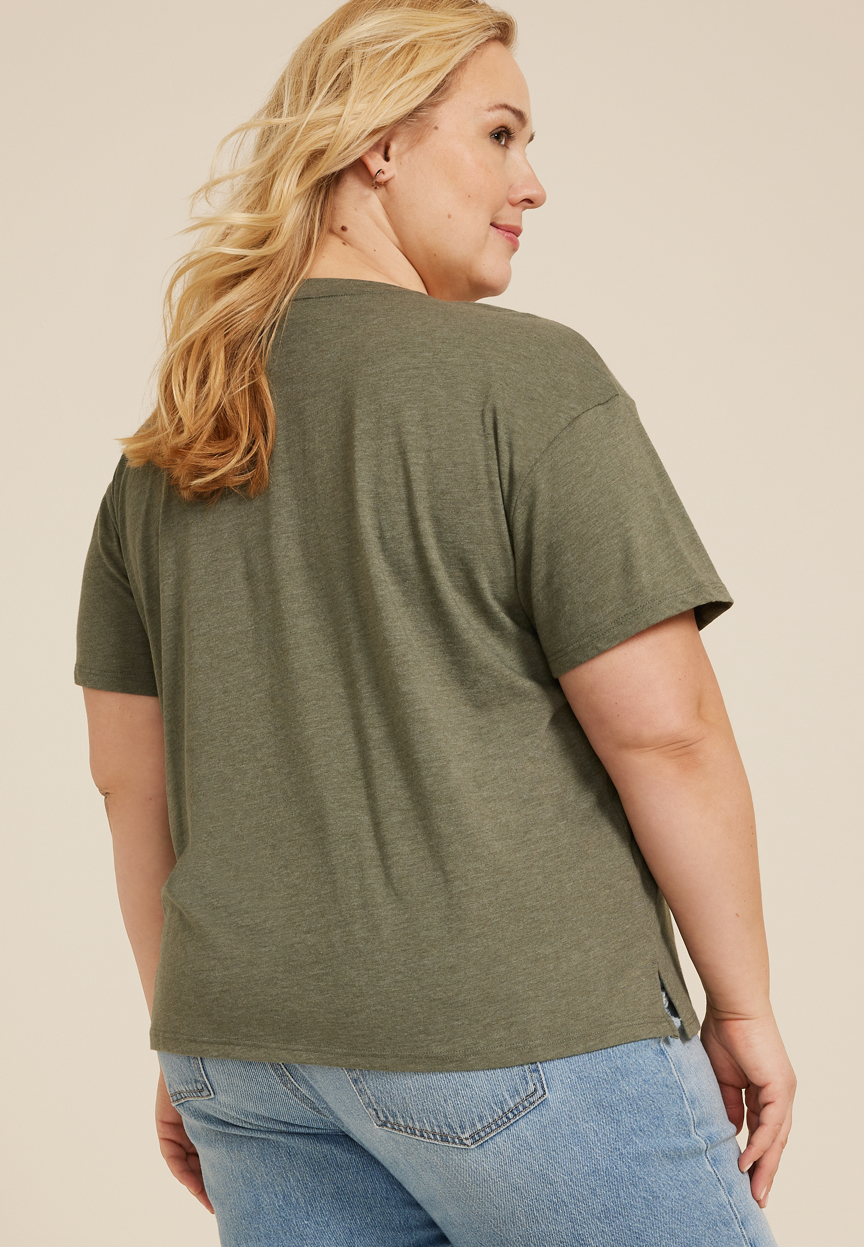 Plus Size Daisy Relaxed Fit Graphic Tee, C4153, large