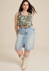 Plus Size Effortless Ruched Green Floral Tank Top, C6343, small
