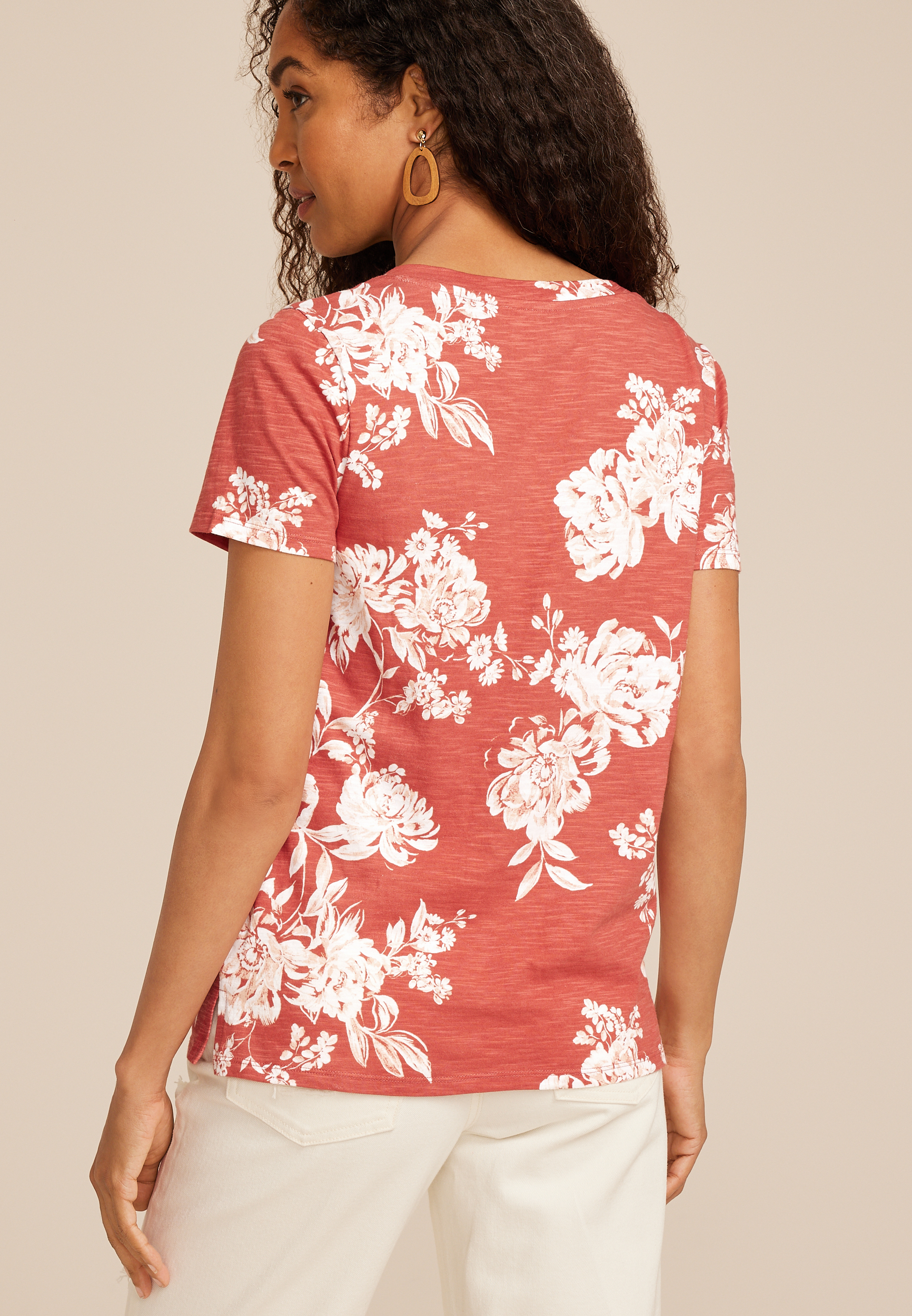 24/7 Dawson Floral V Neck Tee, Mineral Red Combo, large