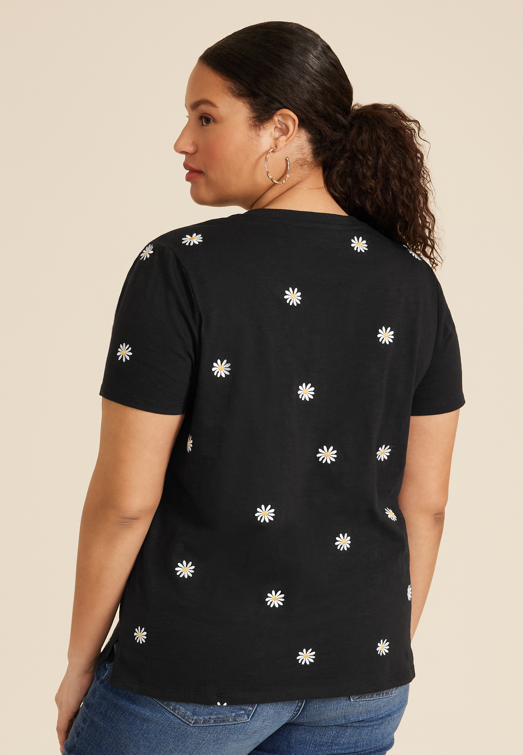 Plus Size 24/7 Dawson Embroidered Floral Crew Neck Tee, C5786, large