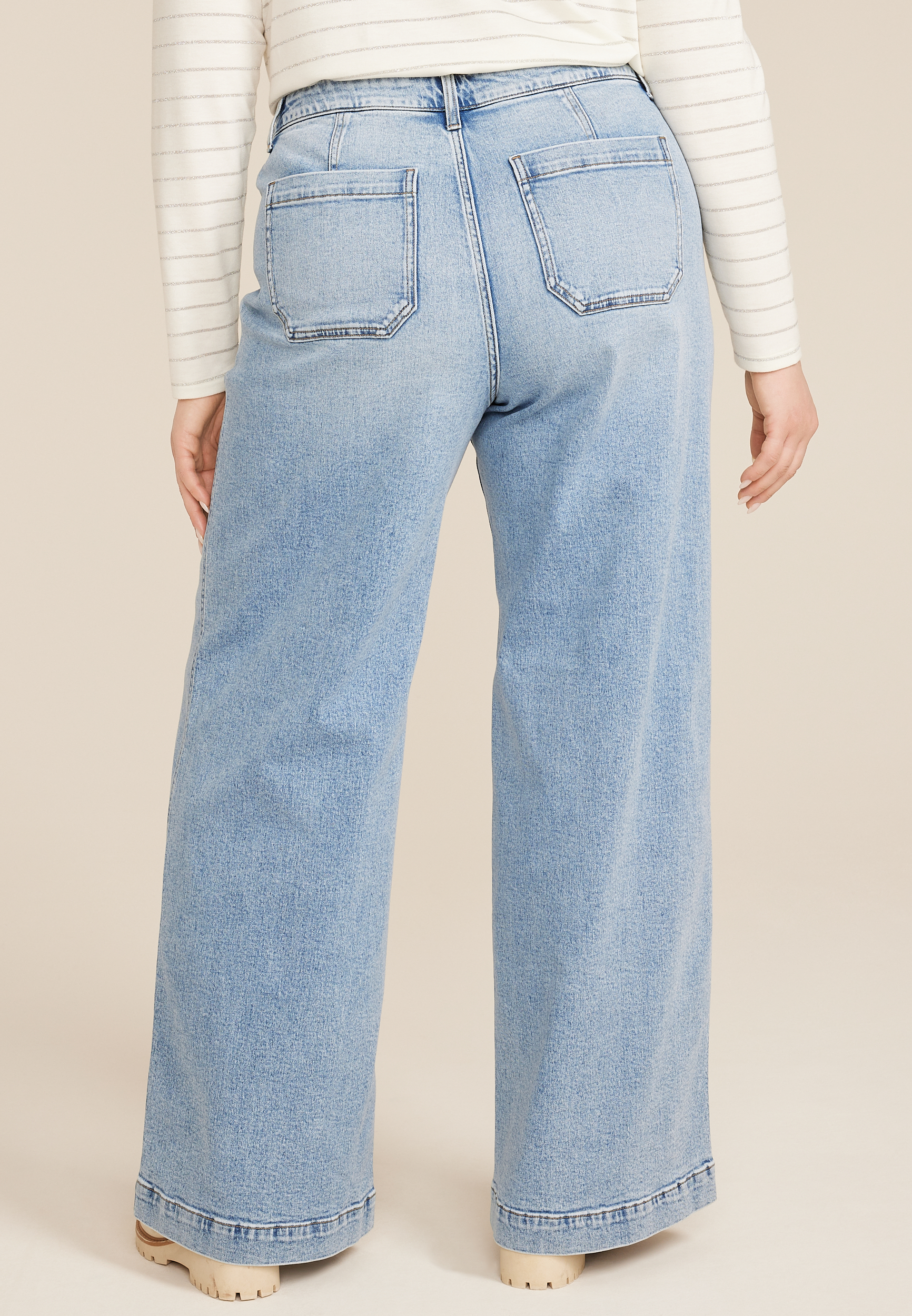 Plus Size Light Patch Pocket High Rise Wide Leg Jean, C2806, large