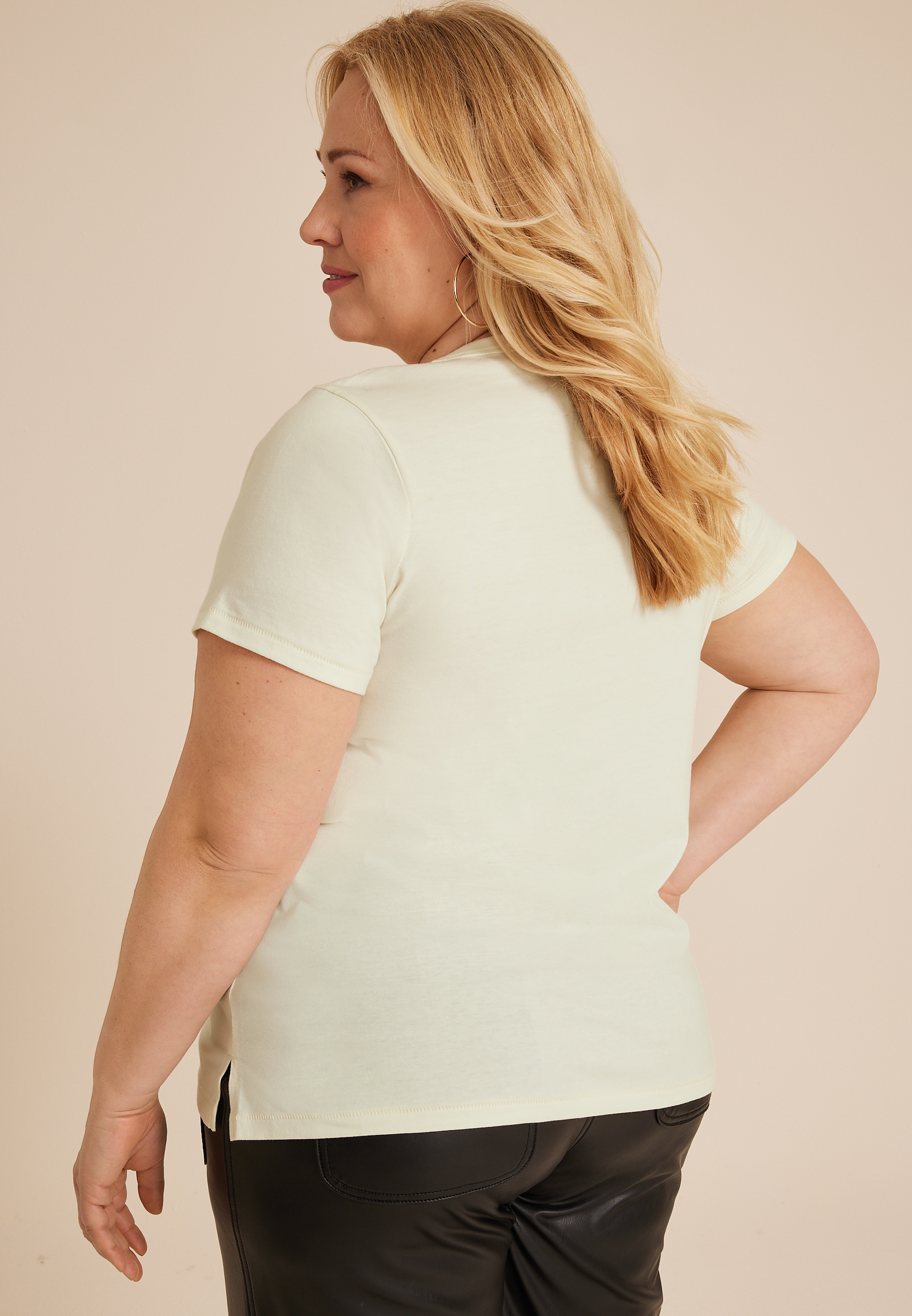 Plus Size MTV Classic Fit Graphic Tee, C2789, large