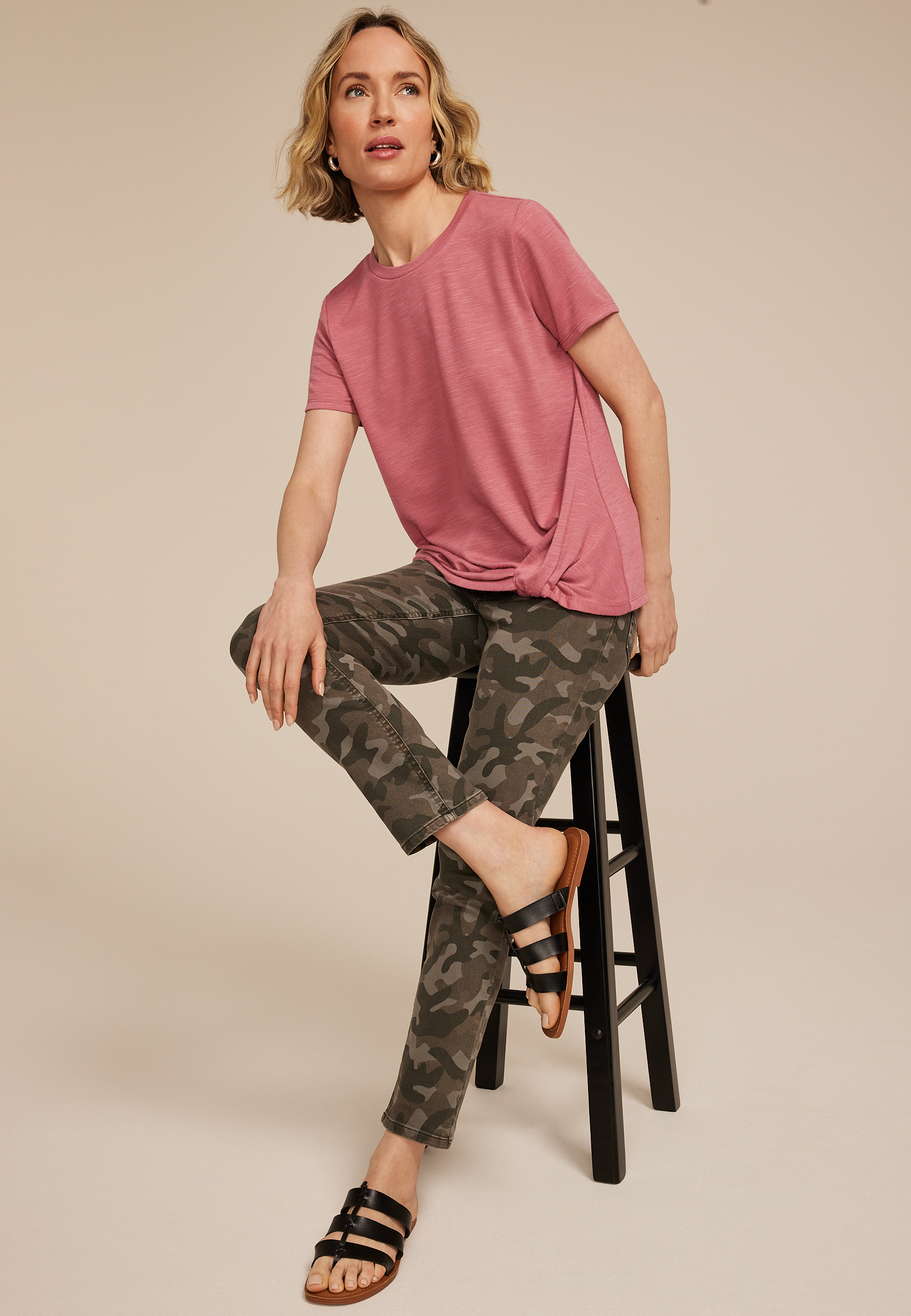 24/7 Austin Knot Hem Tee, , large