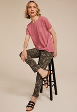 24/7 Austin Knot Hem Tee, , small