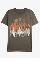 Plus Size Def Leppard Oversized Fit Graphic Tee, , small