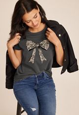 Lace Bow Classic Fit Graphic Tee, C1876, small