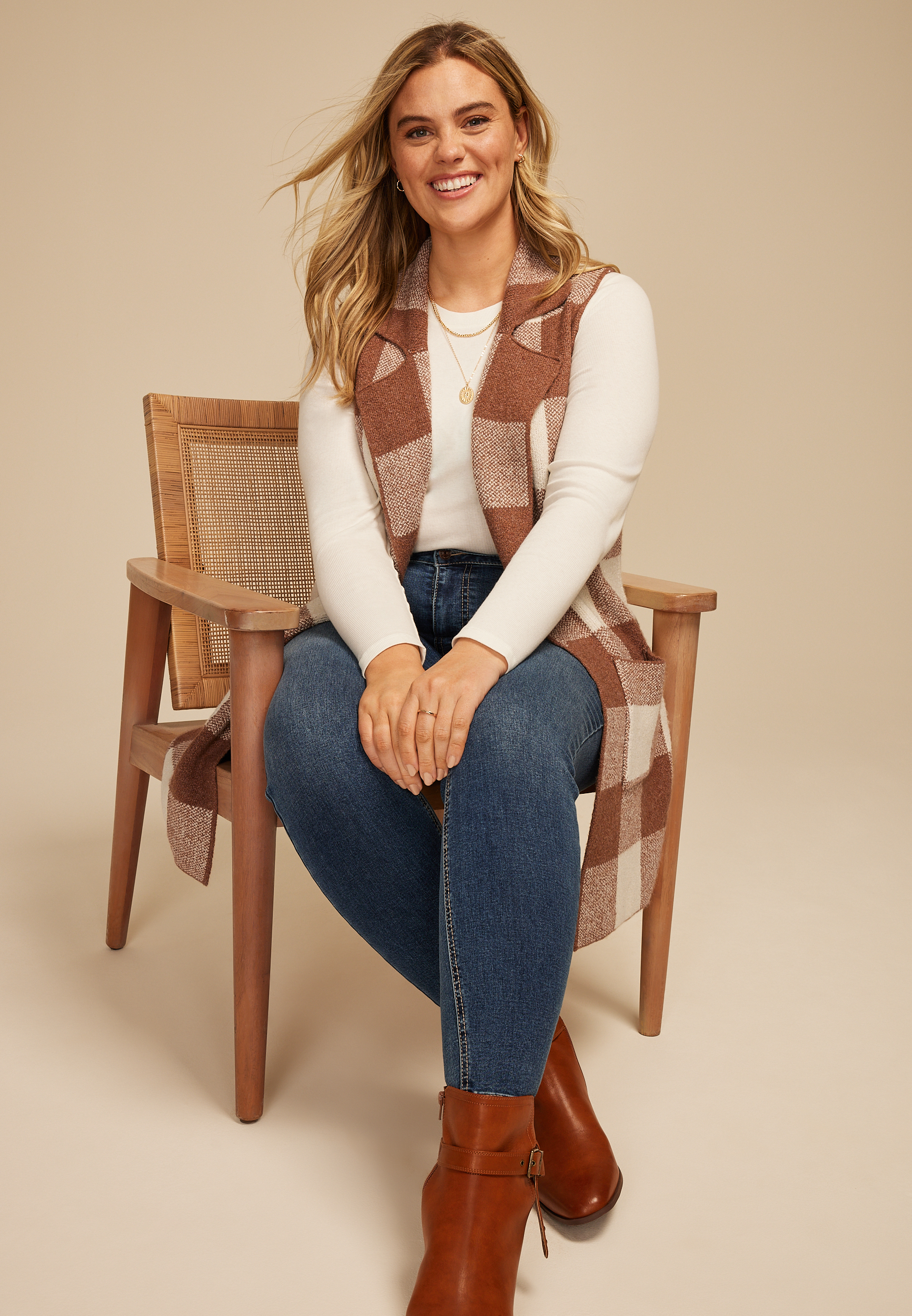 Plus Size Checkered Collared Open Front Vest, C8590, large