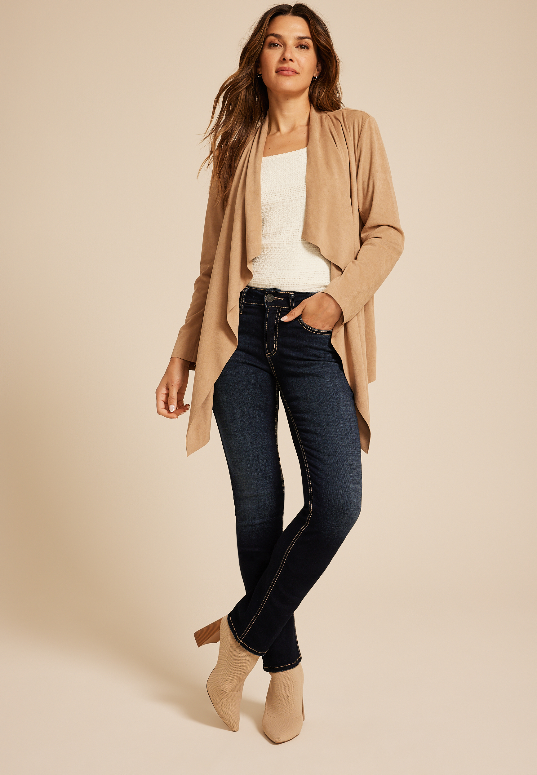 Silver Jeans Co.&reg; Dark Suki Curvy Mid Rise Luxe Stretch Straight Jean