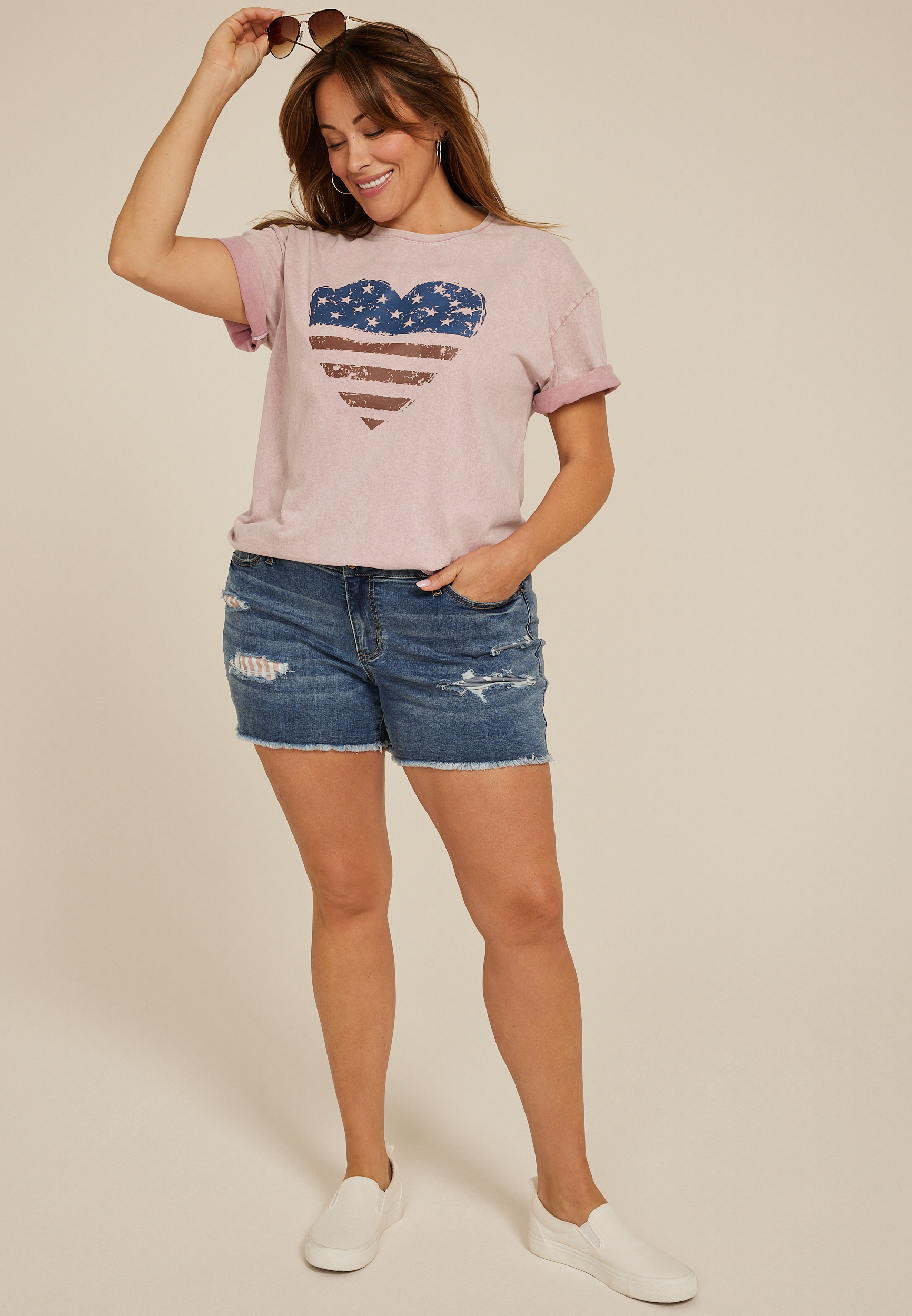 Plus Size Americana Heart Relaxed Fit Graphic Tee, C3343, large