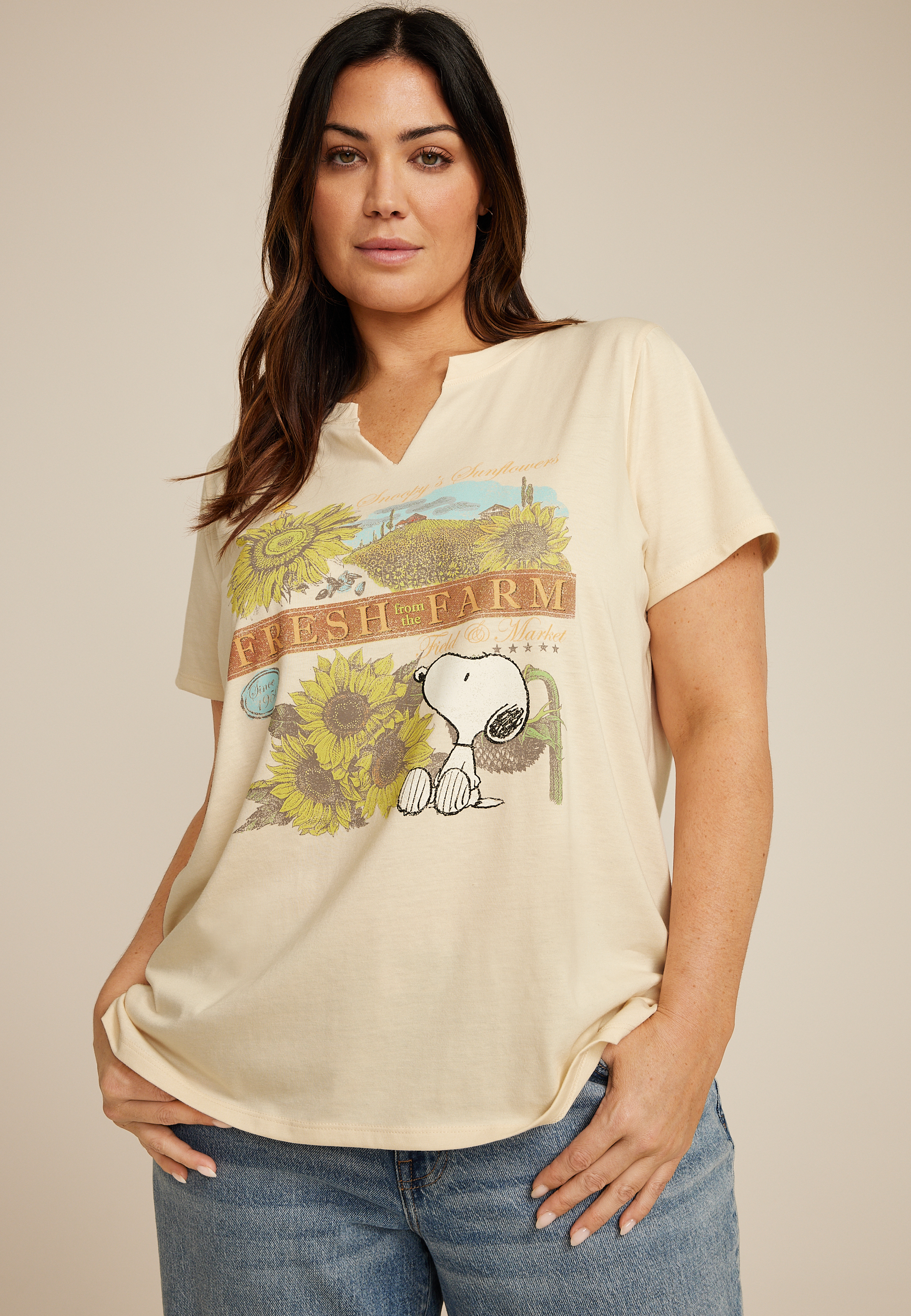 Plus Size Peanuts Snoopy Sunflower Classic Fit Graphic Tee
