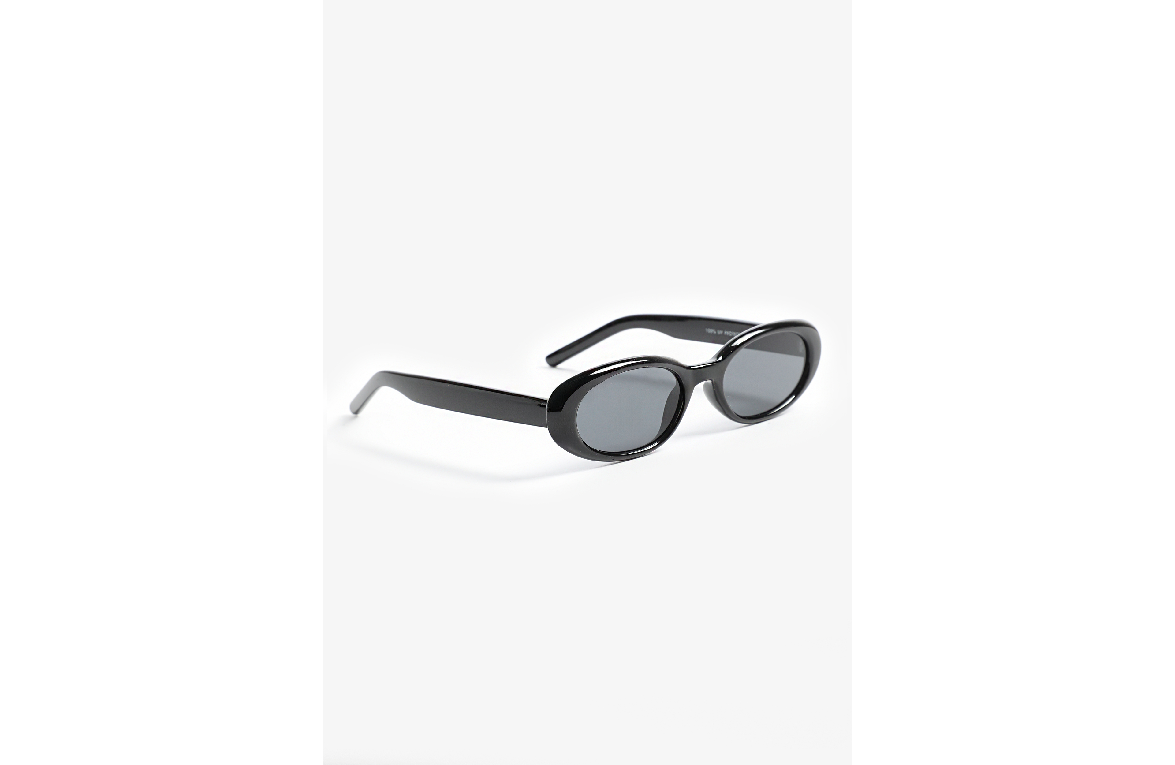 Black Retro Oval Sunglasses
