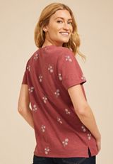 24/7 Dawson Embroidered Floral Crew Neck Tee, Apple Butter Combo, small