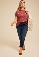 Plus Size 24/7 Dawson Embroidered Floral Crew Neck Tee, C5729, small