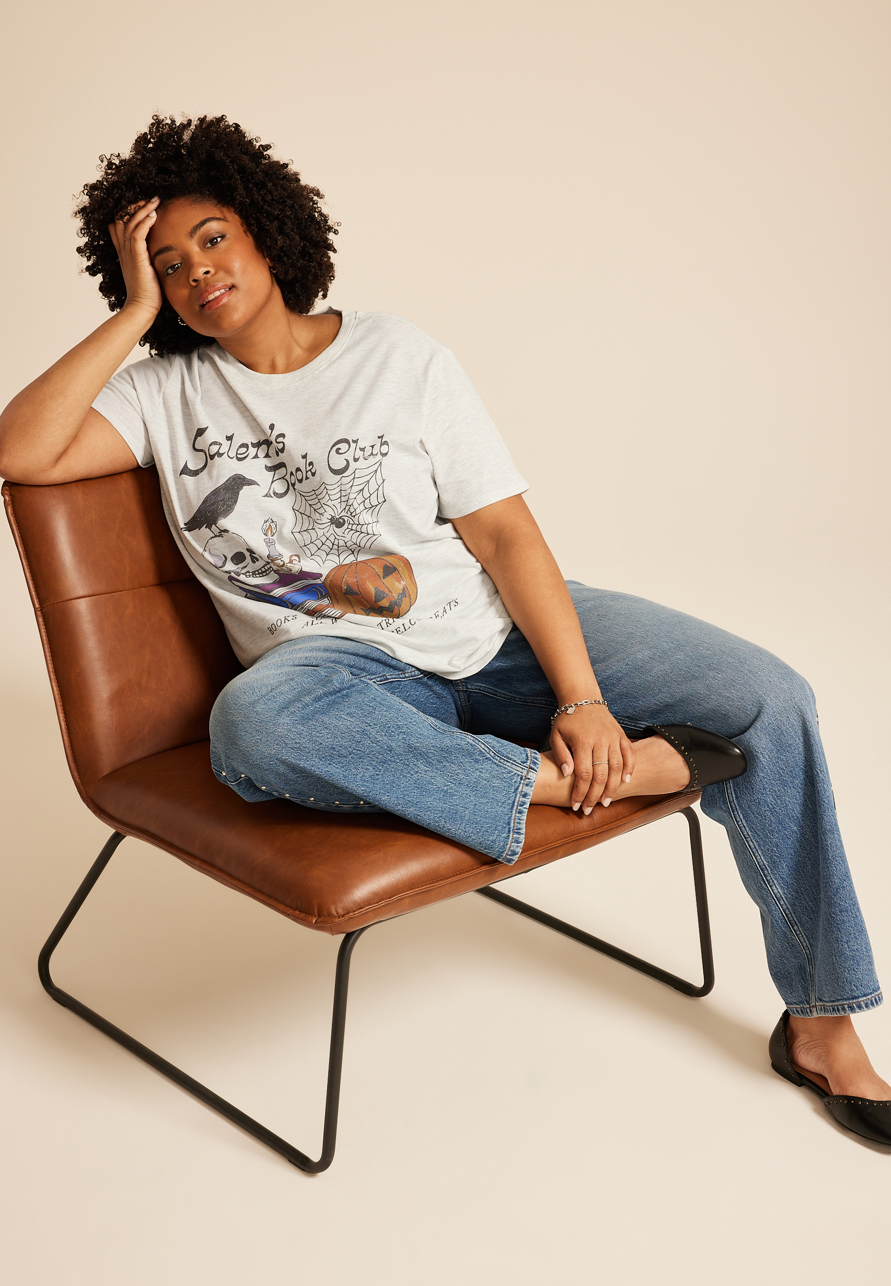 Plus Size Salems Book Club Oversized Fit Graphic Tee, C3284, large
