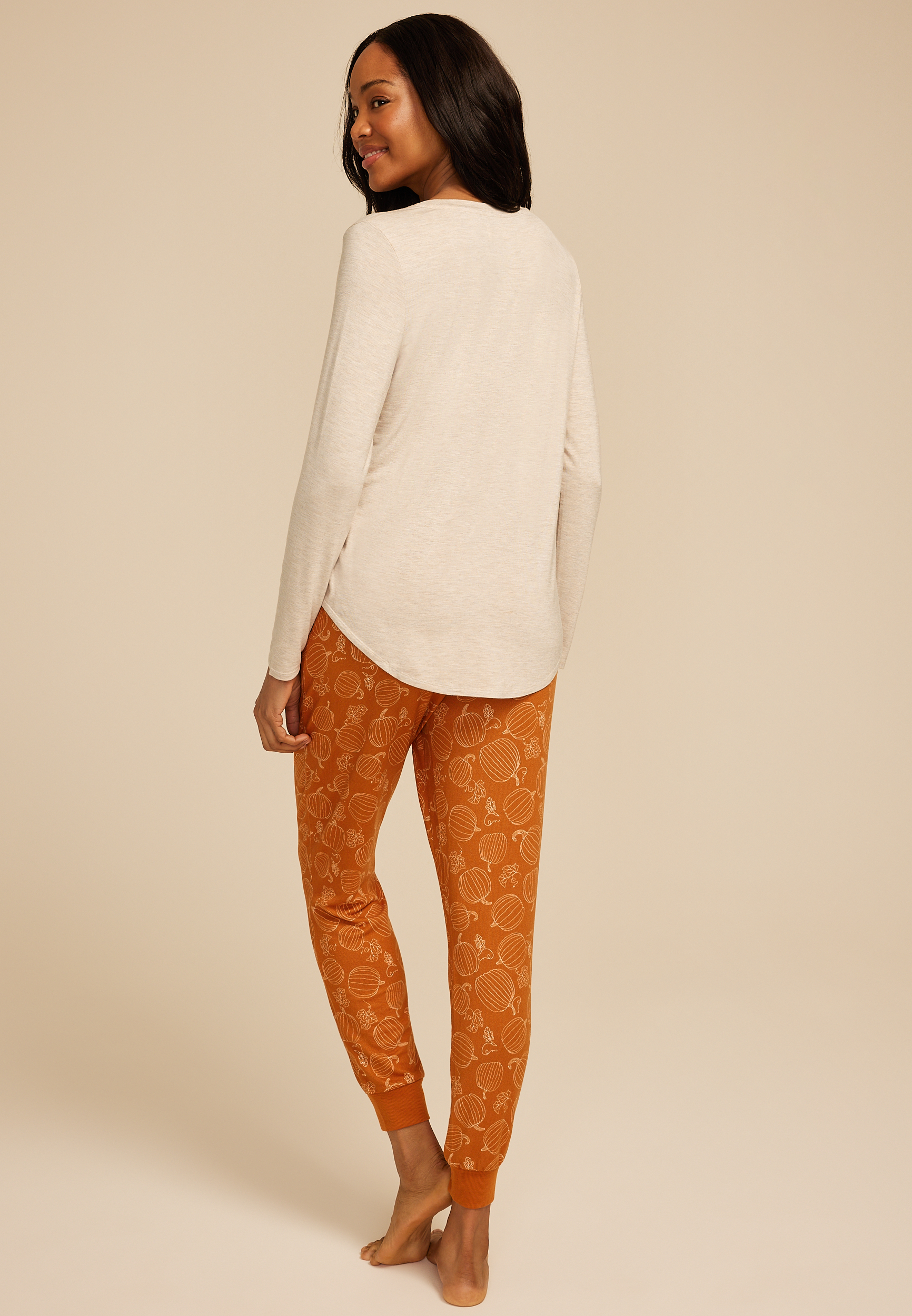 Autumn Leaves Pumpkins Please Graphic Tee And Jogger Pajama Set, C4748, large