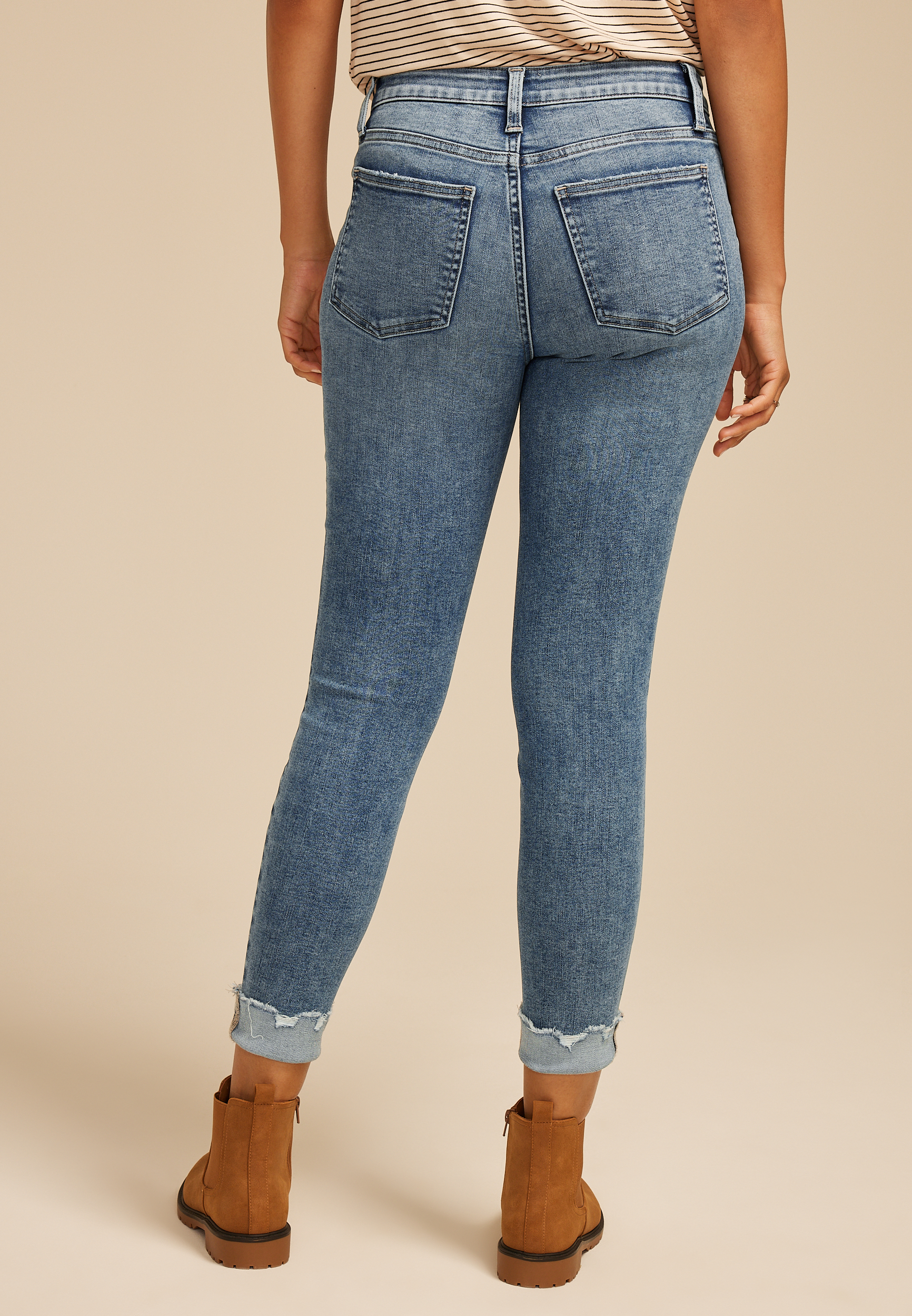 m jeans by maurices&trade; Cool Comfort Mid Rise Backed Ripped Ankle Jegging, C3337, large