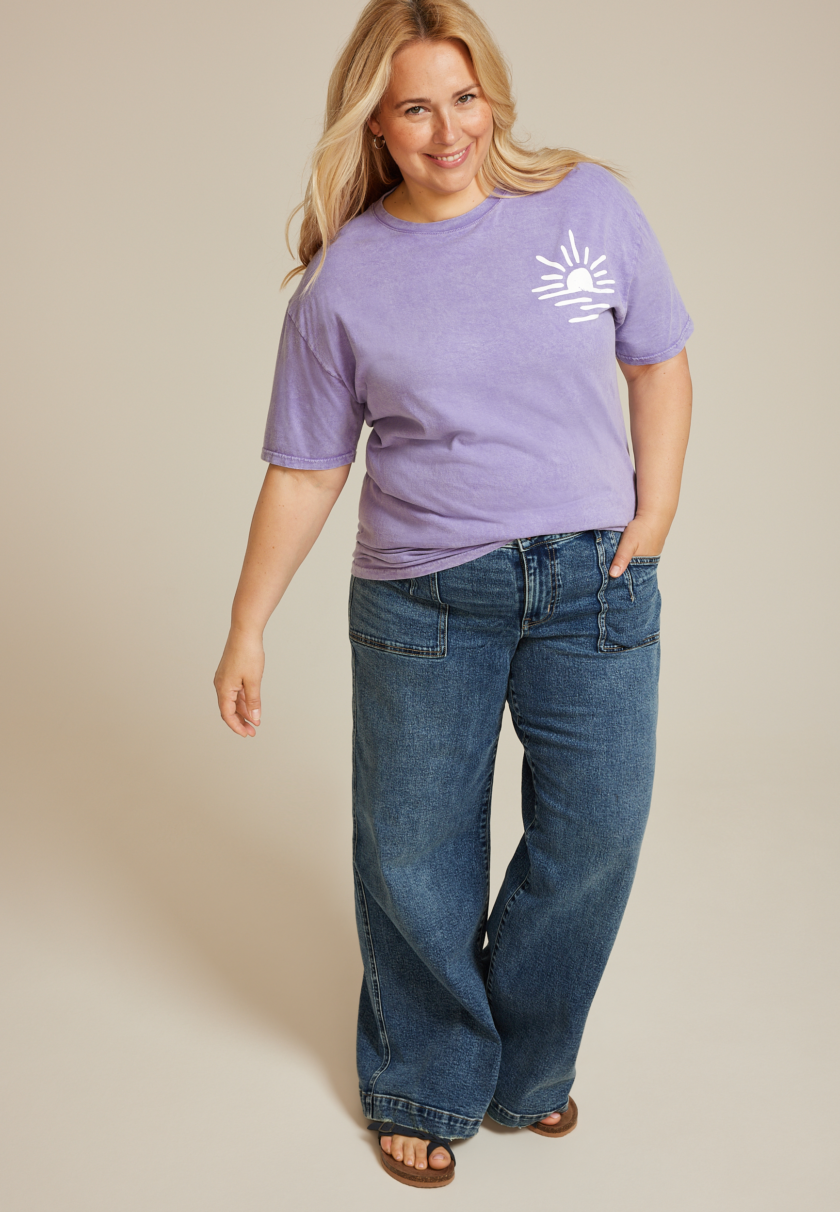 Plus Size Made For Sunny Days Relaxed Fit Graphic Tee, C8770, large