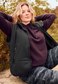 Plus Size Athleisure Quilted Vest