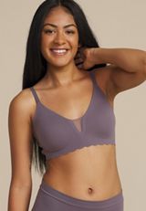 Invisibliss Scalloped Edge Bralette, C313, small