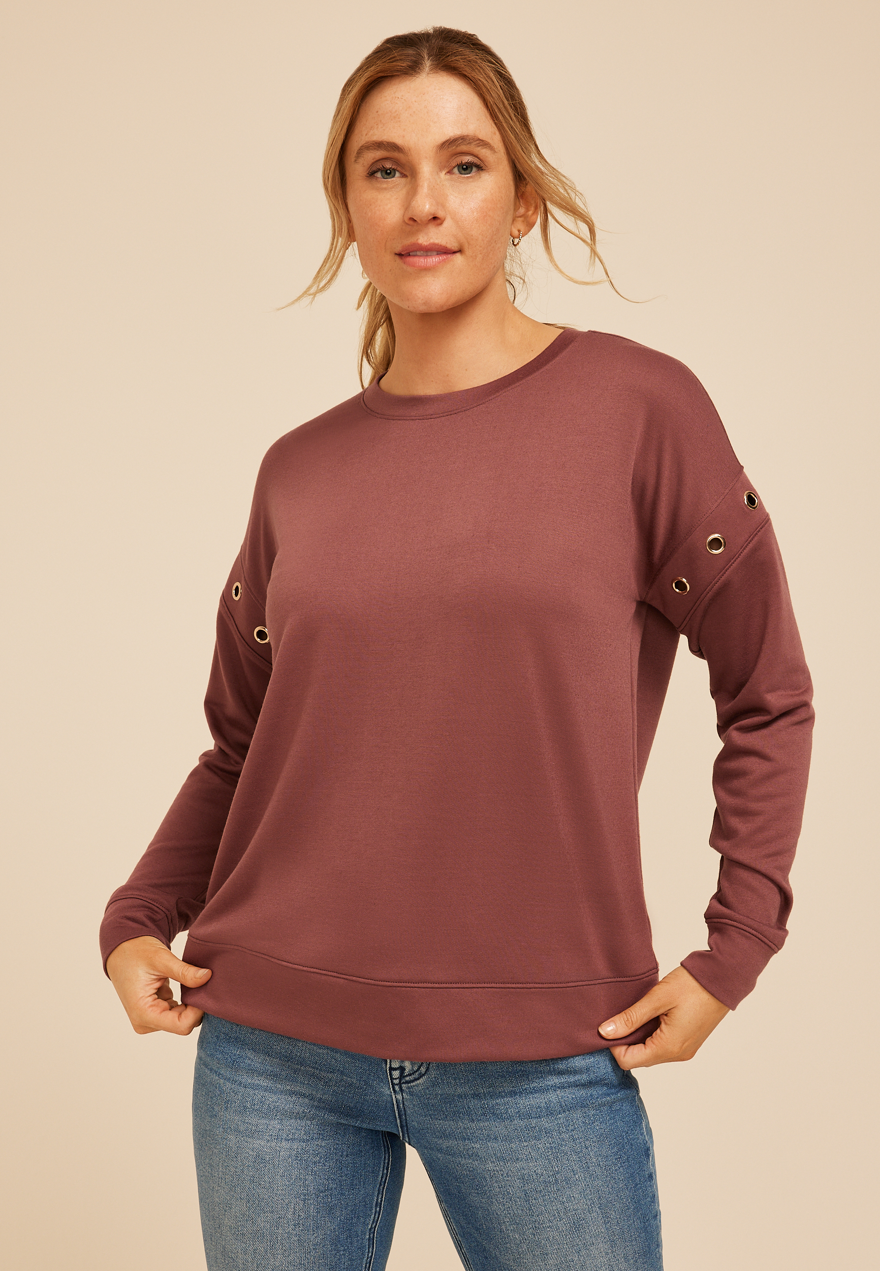 Grommet Shoulder Long Sleeve Tee