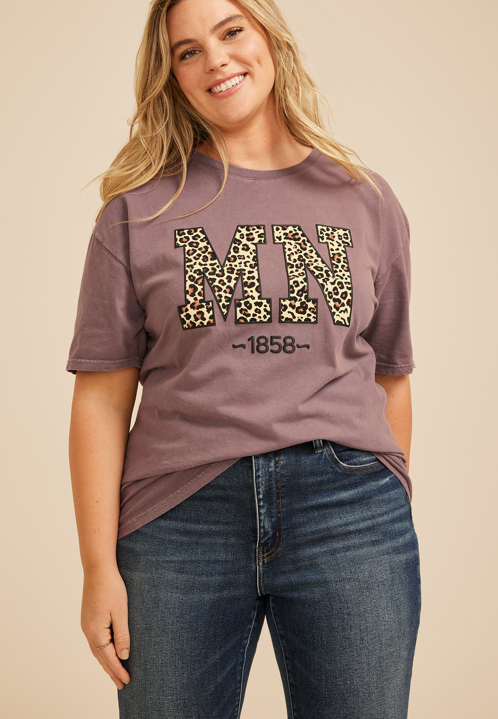 Plus Size Leopard State Relaxed Fit Graphic Tee