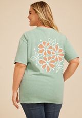 Plus Size Be Kind Floral Relaxed Fit Graphic Tee, C9625, small