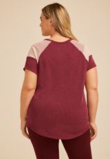 Plus Size Wavy Ribbed Colorblock Raglan Tee, BURGUNDY COMBO, small