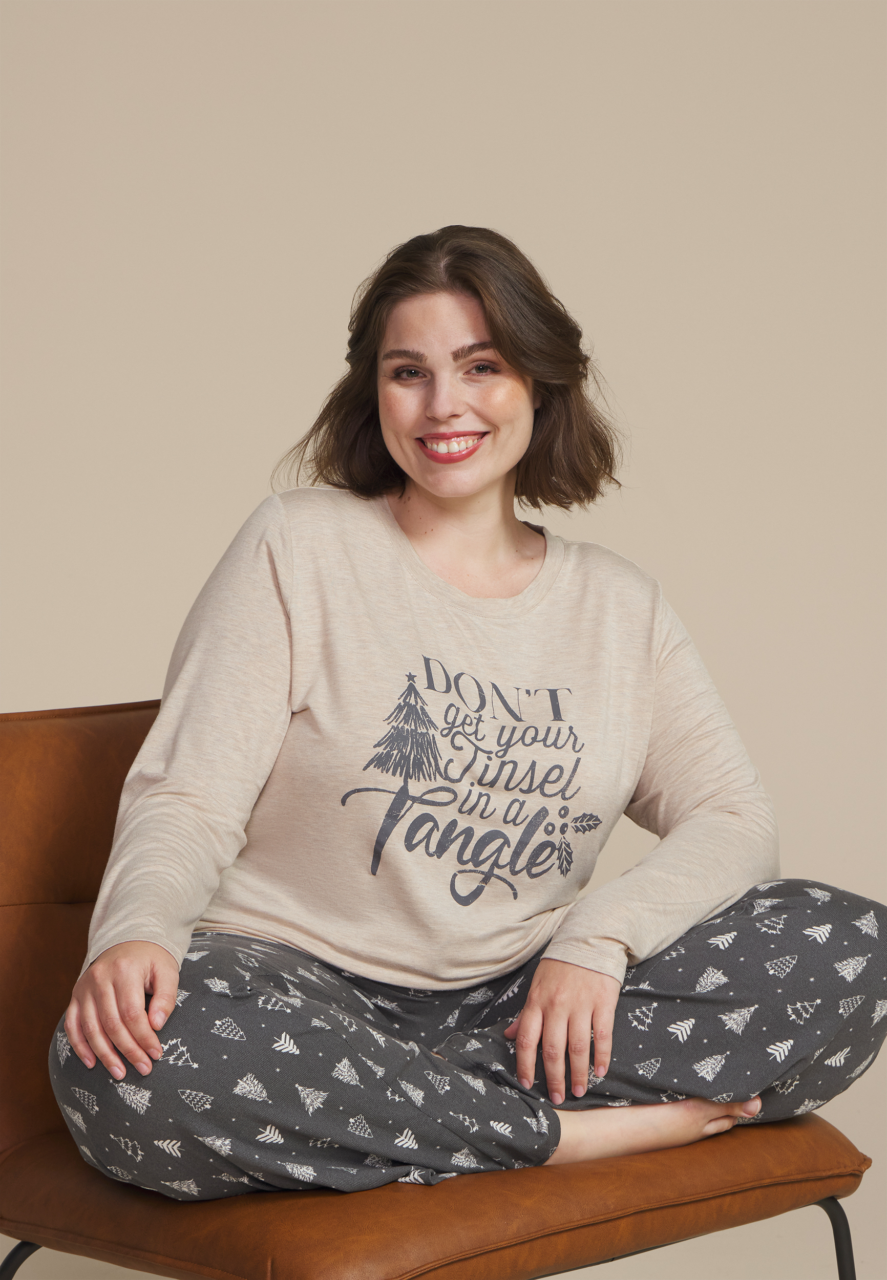 Plus Size Dont Get Your Tinsel In A Tangle Graphic Tee And Wide Leg Pajama Set, C9765, large
