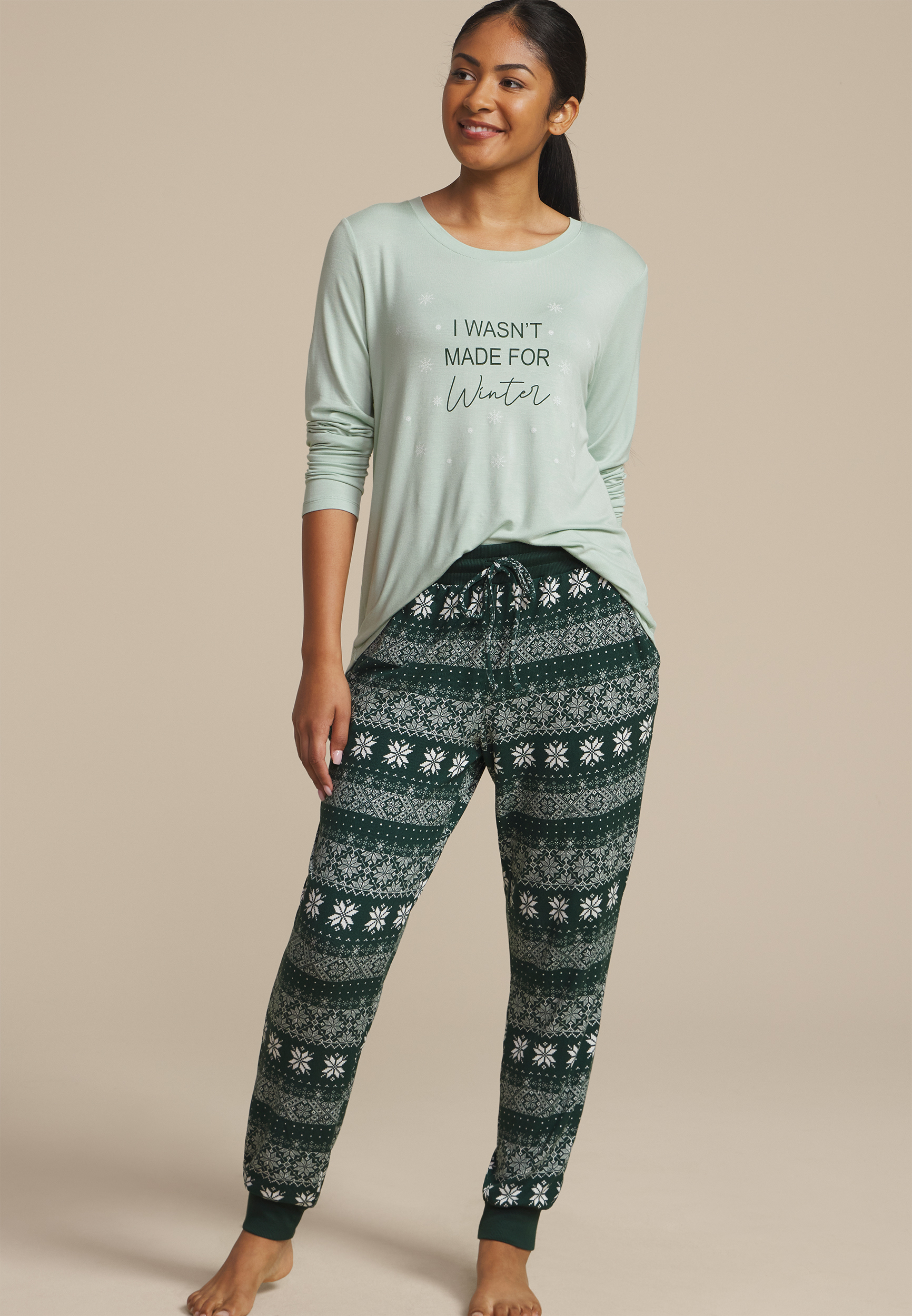 I Wasnt Made For The Winter Graphic Tee And Jogger Pajama Set