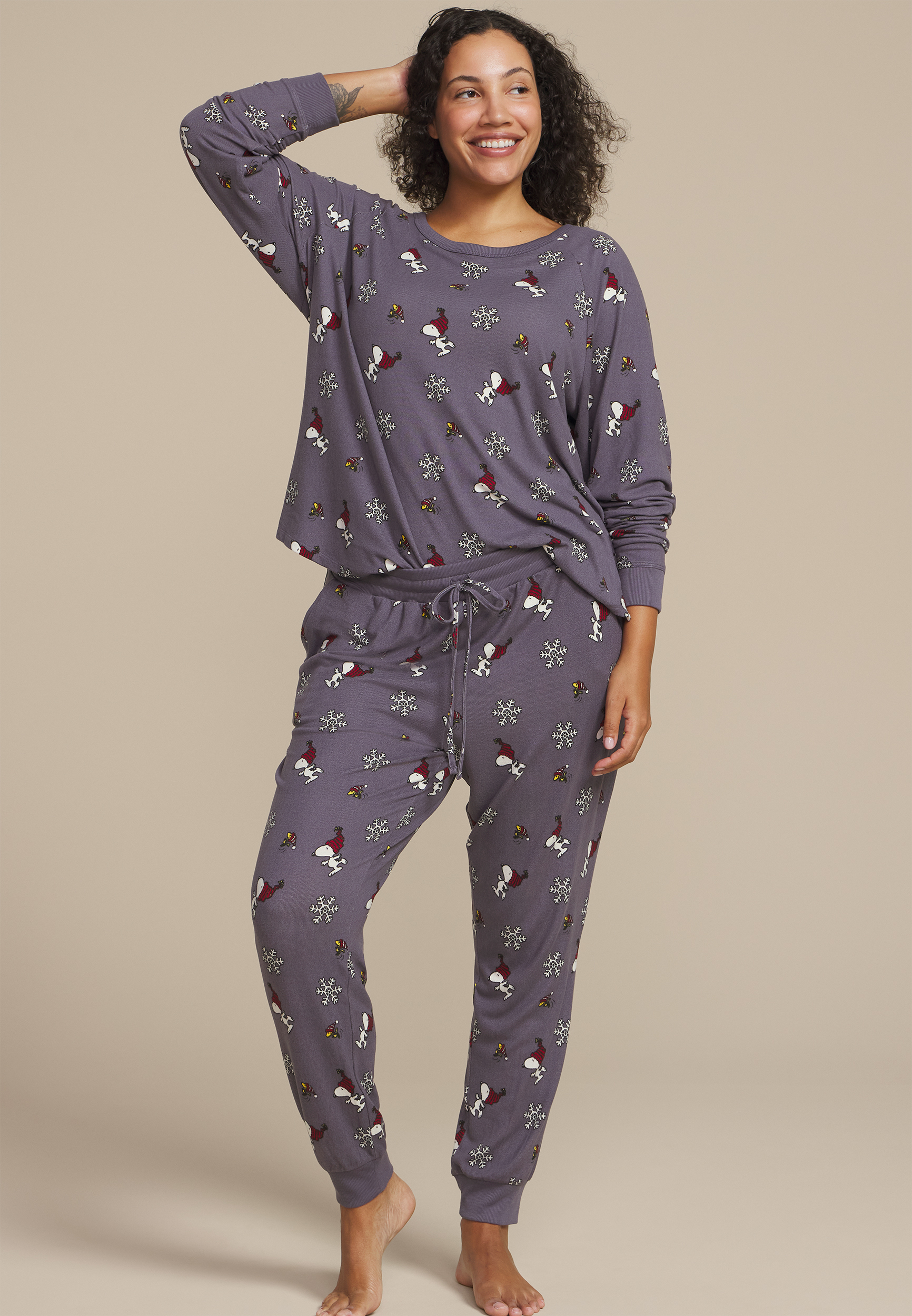Plus Size Snoopy Long Sleeve Tee And Jogger Pajama Set
