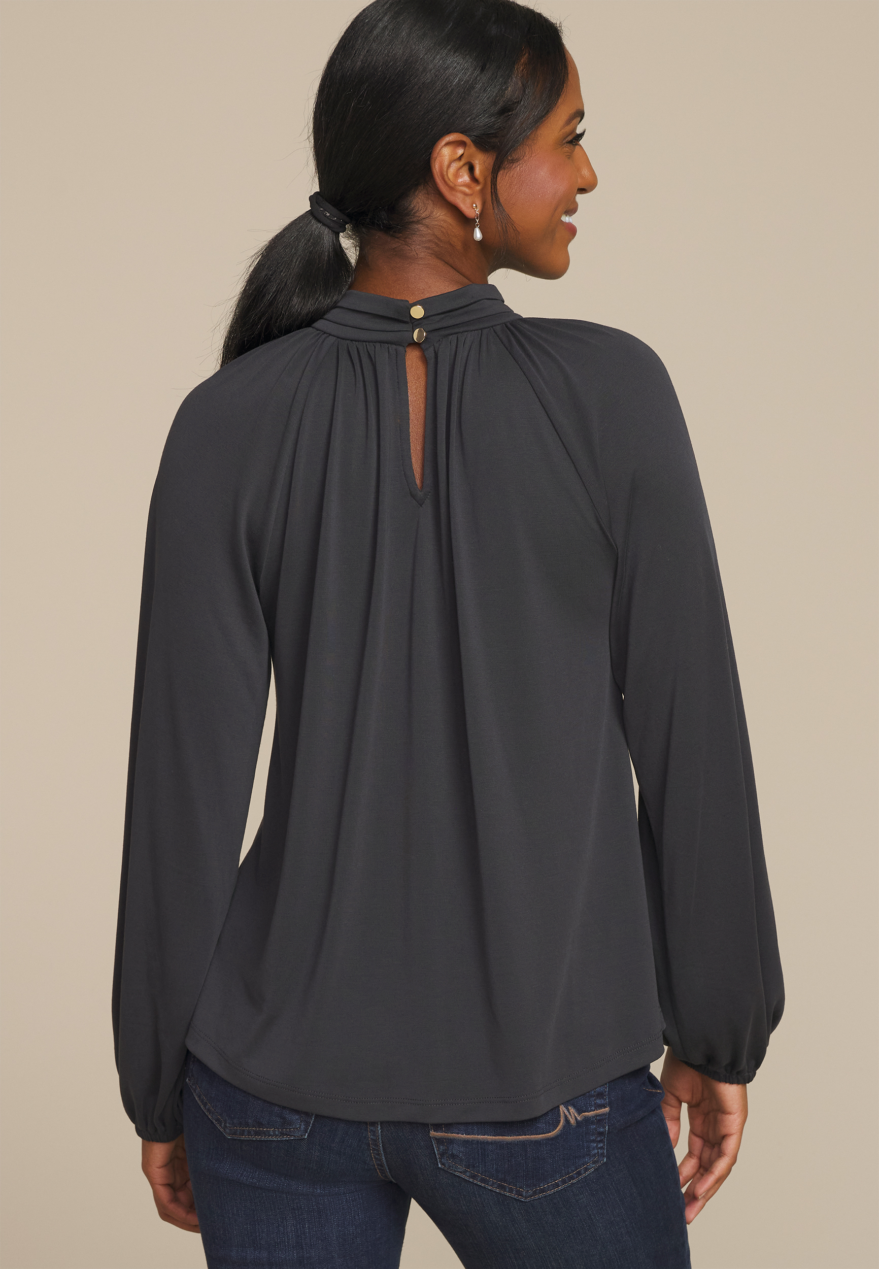 vaqutaux voyageブラウス Keyhole Neck Blouson Sleeve Blouse | maurices