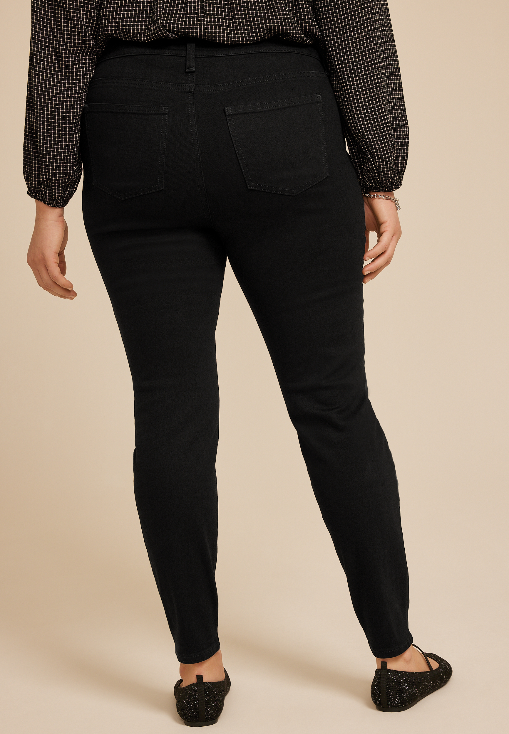 m jeans by maurices&trade; Plus Size Black Mid Rise Jegging, C106, large