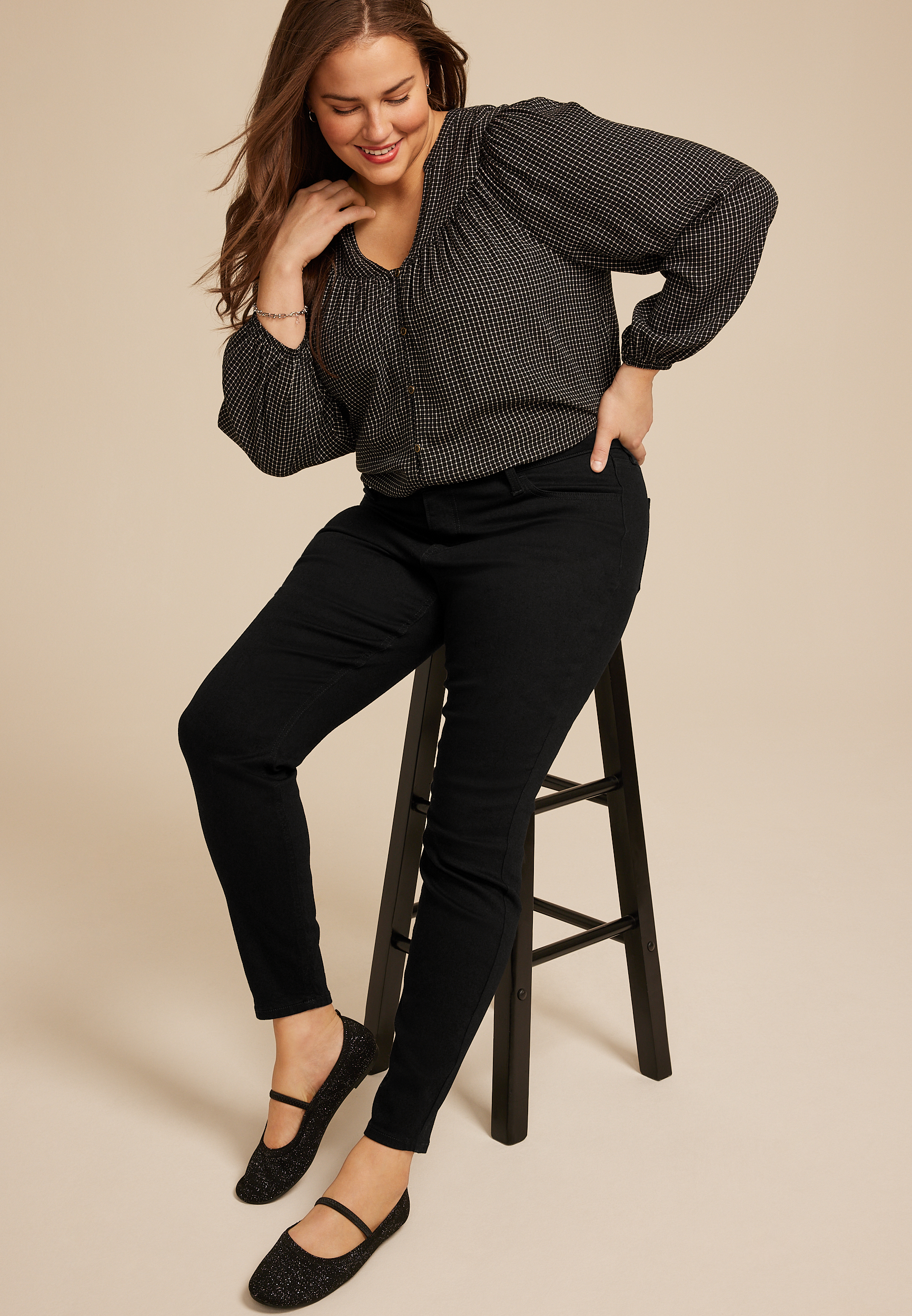 m jeans by maurices&trade; Plus Size Black Mid Rise Jegging, C106, large