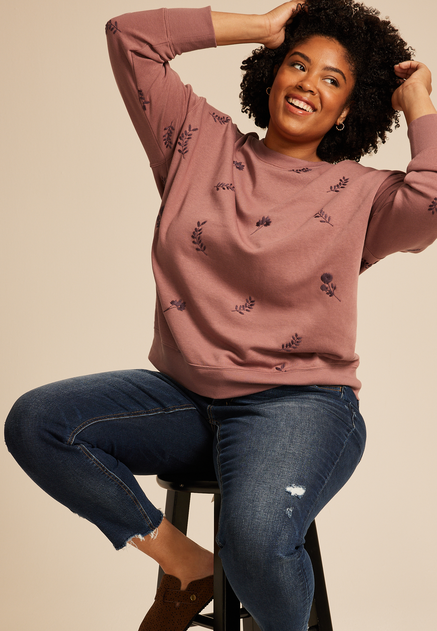 Plus Size Mauve Floral Embroidered Relaxed Fit Sweatshirt