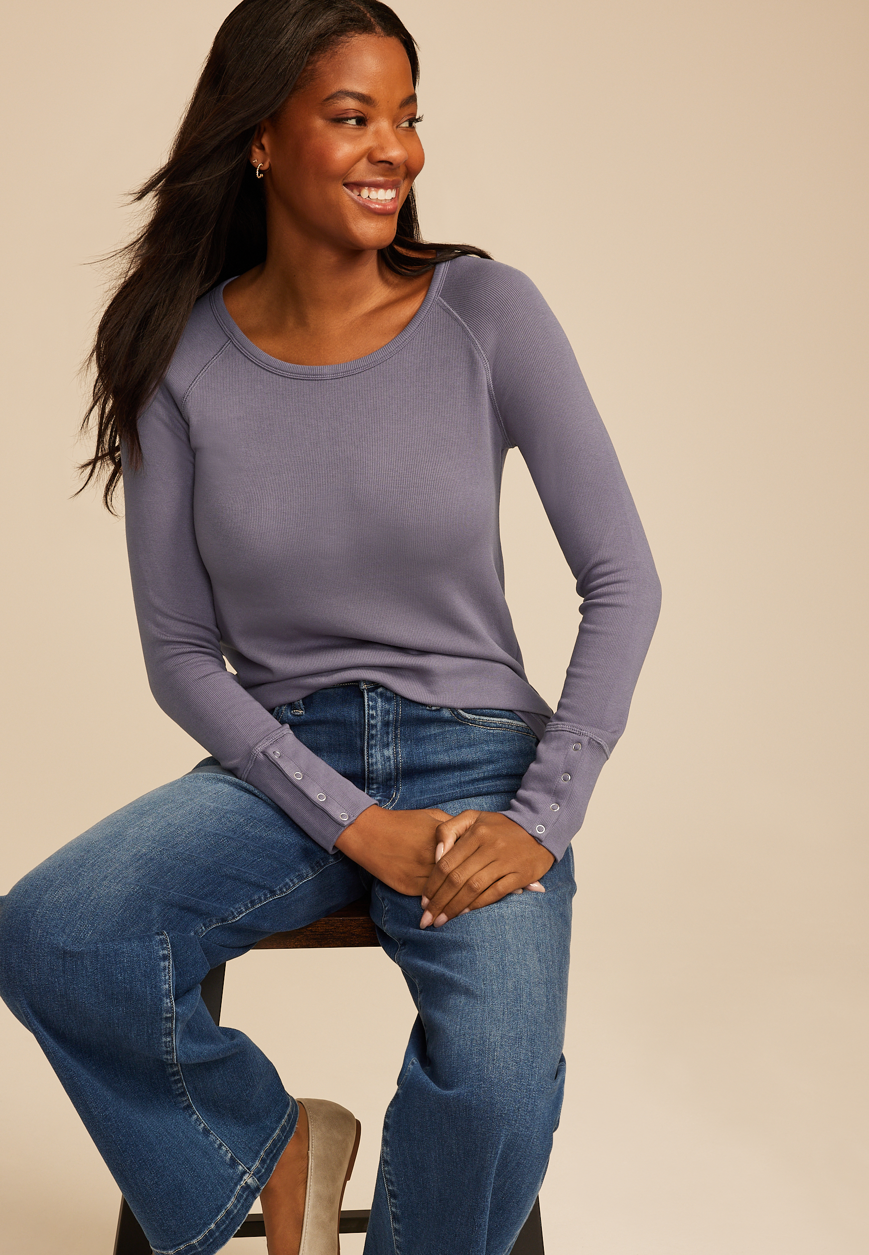 トップス AND MARY Mew fill tops Soft Essential Crew Neck Snap Cuff Top | maurices